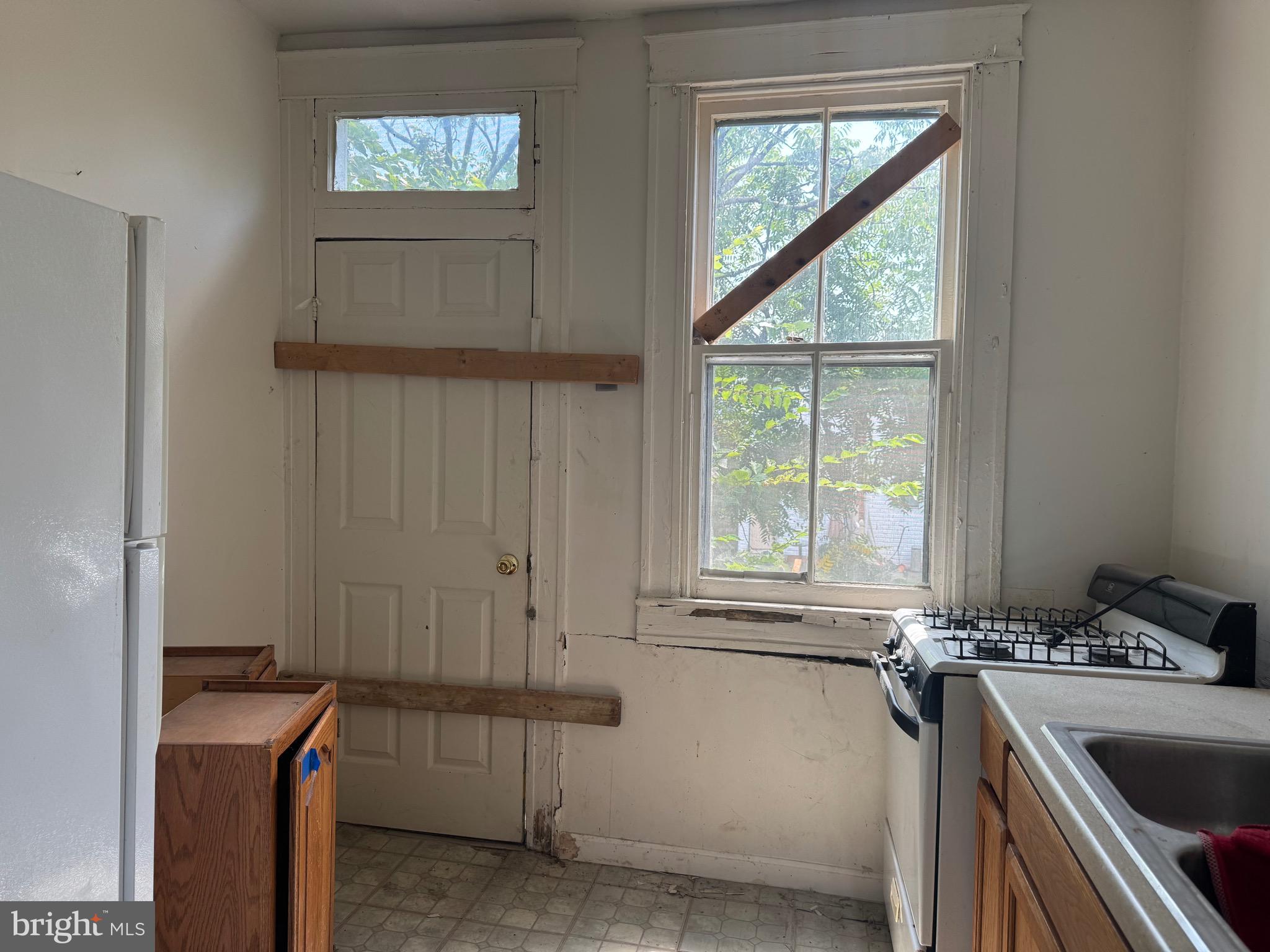 WAVERLY - Residential