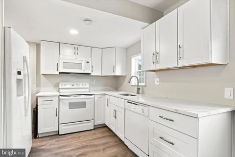 MLS: PAMC2189202