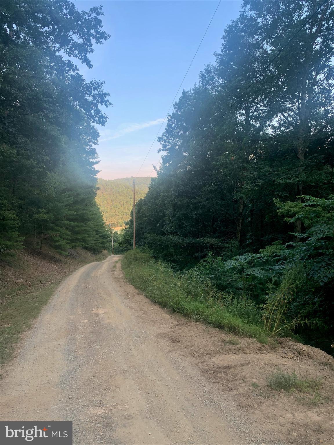 ROLLING HILLS ESTATES - Land