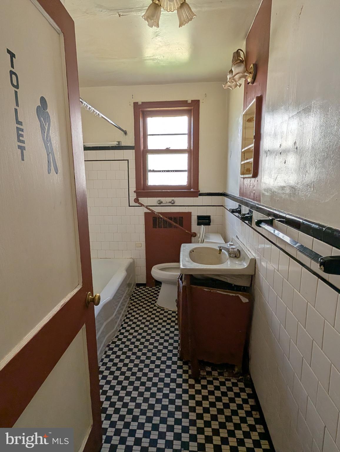 FRANKFORD - Residential Income