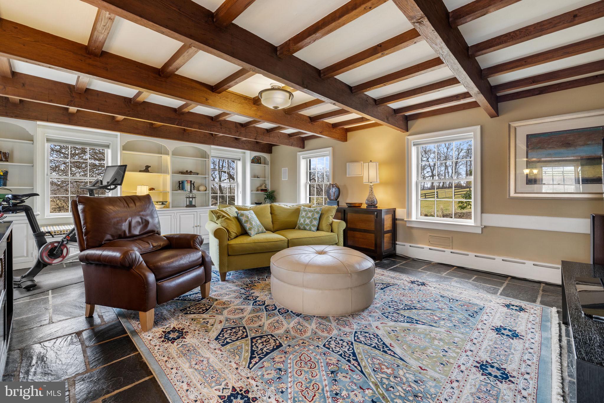 PHILOMONT - Residential