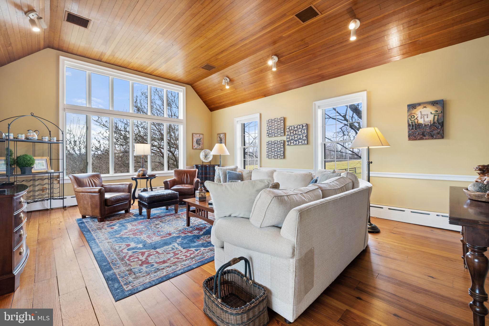 PHILOMONT - Residential