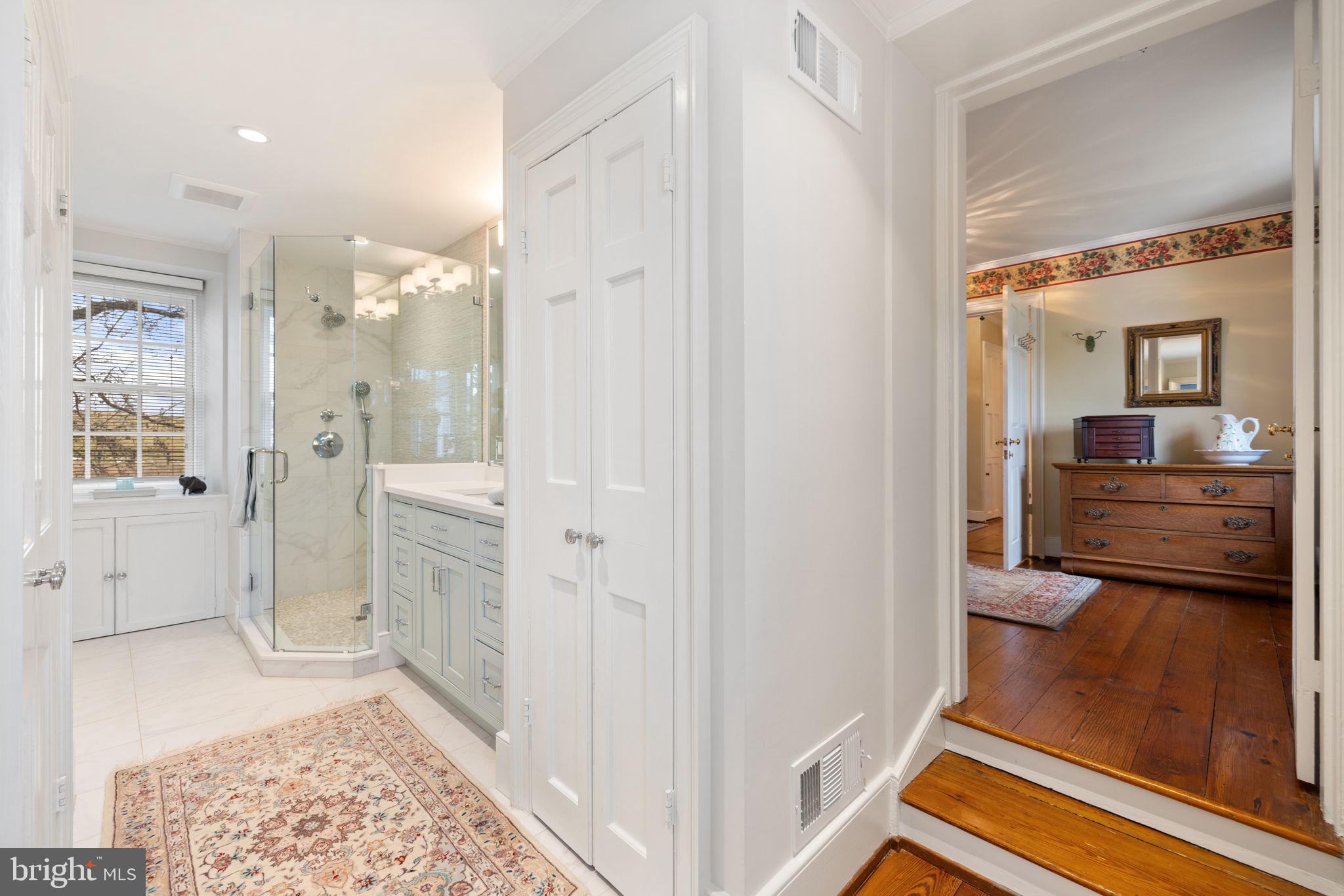 PHILOMONT - Residential