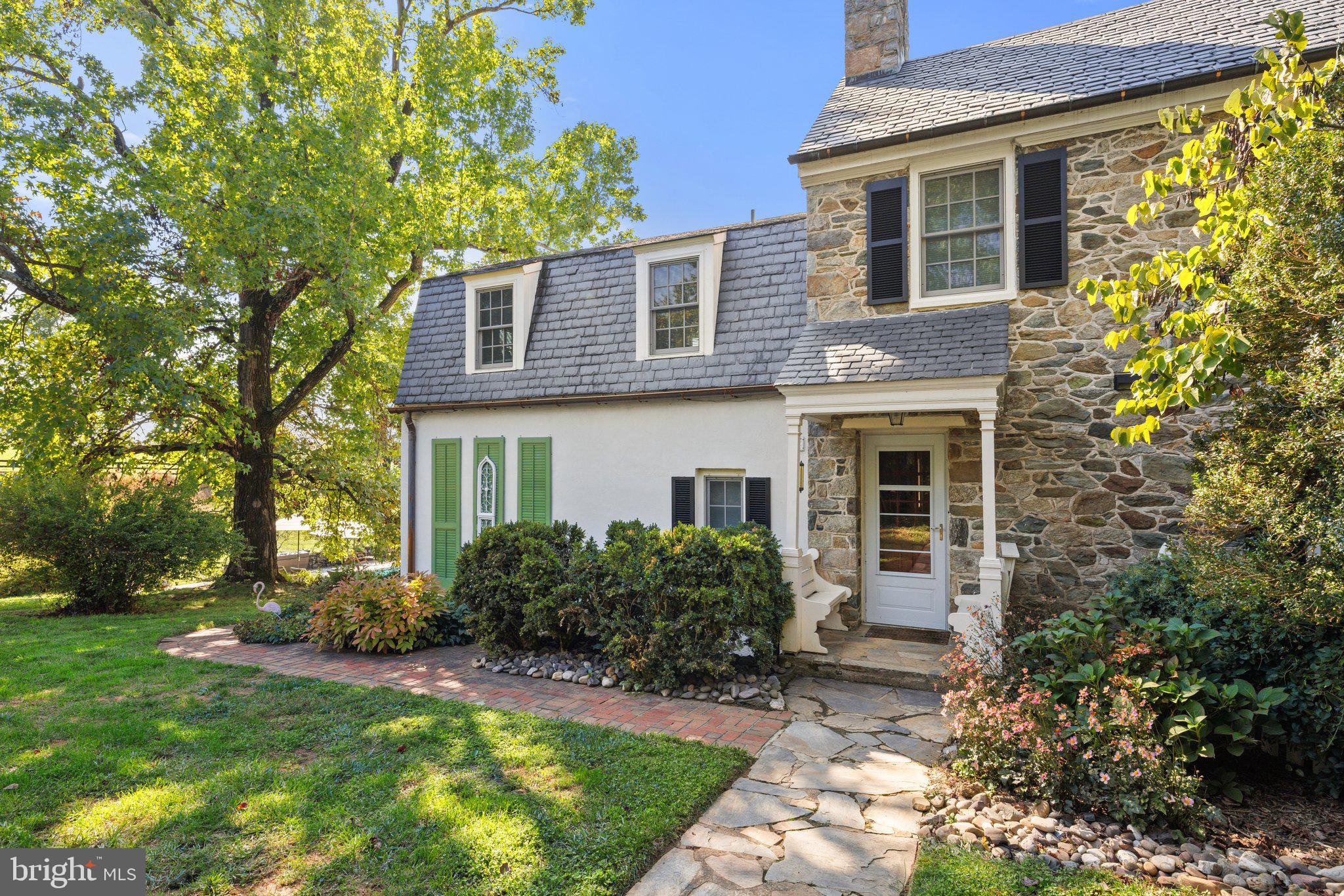 PHILOMONT - Residential