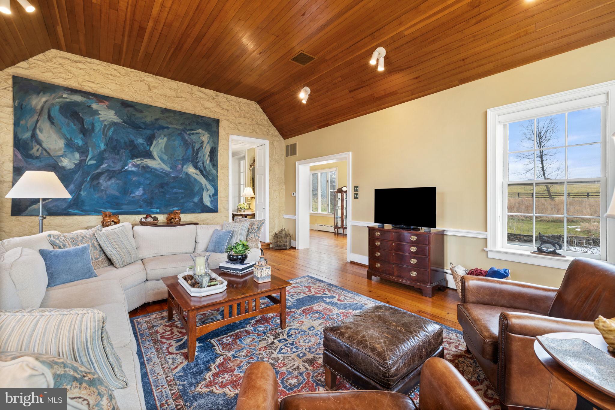 PHILOMONT - Residential