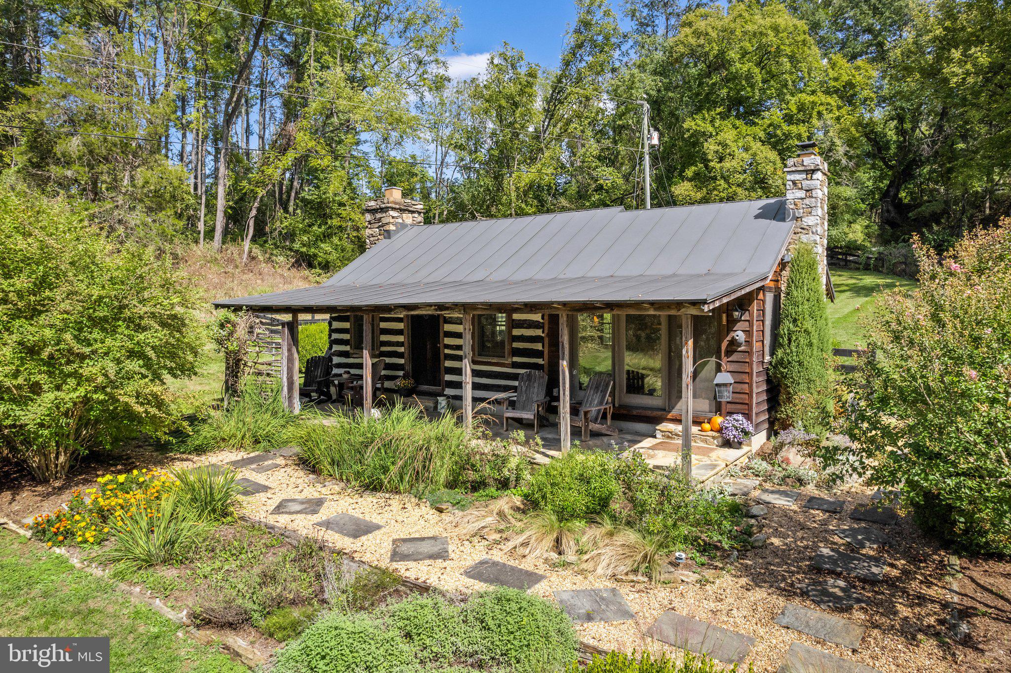 PHILOMONT - Residential