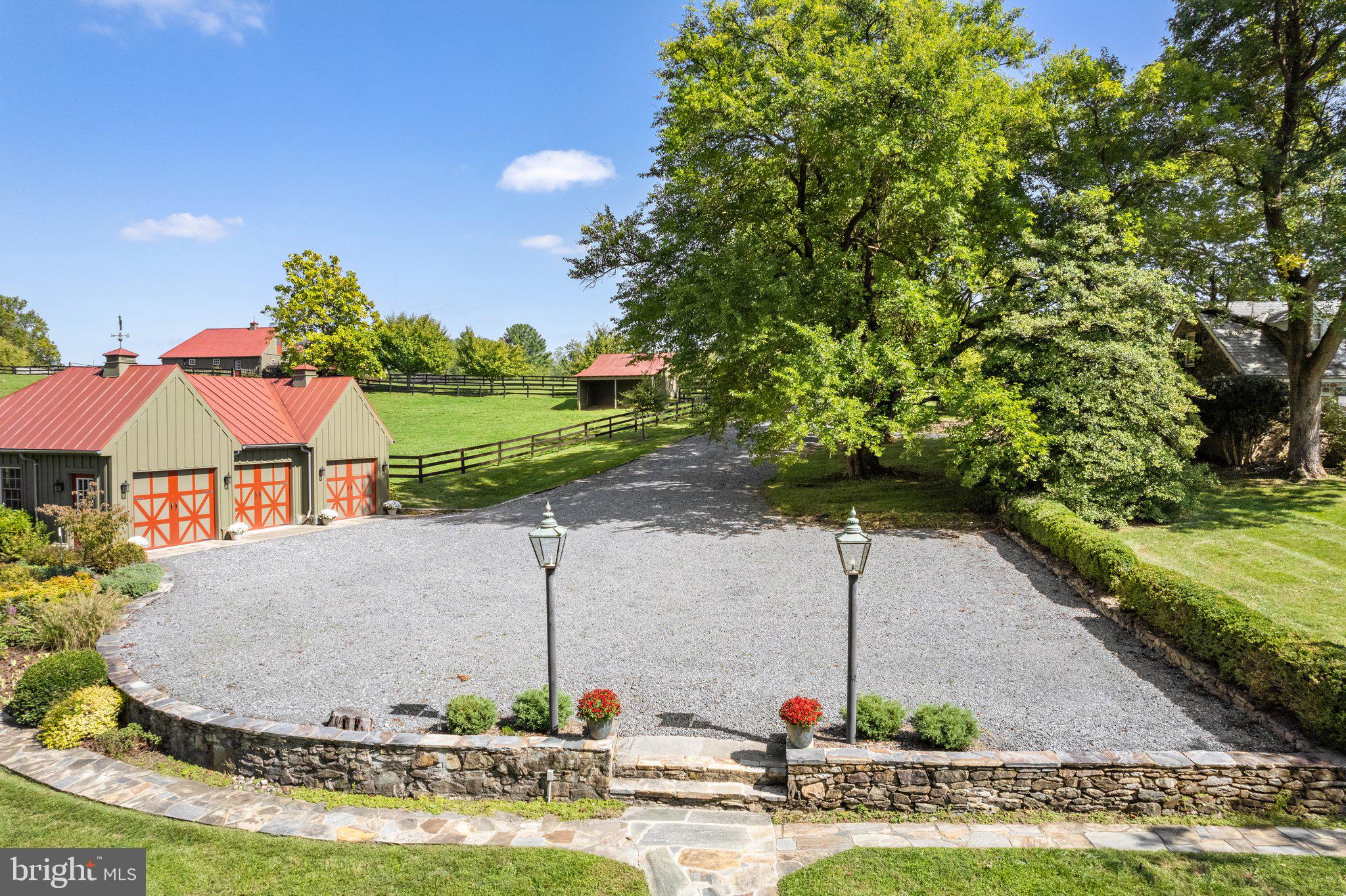 PHILOMONT - Residential