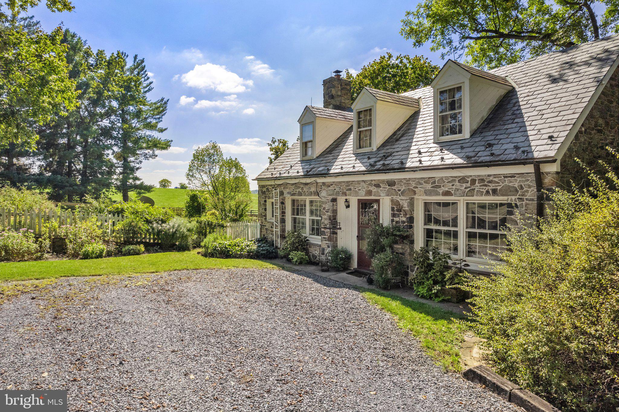 PHILOMONT - Residential