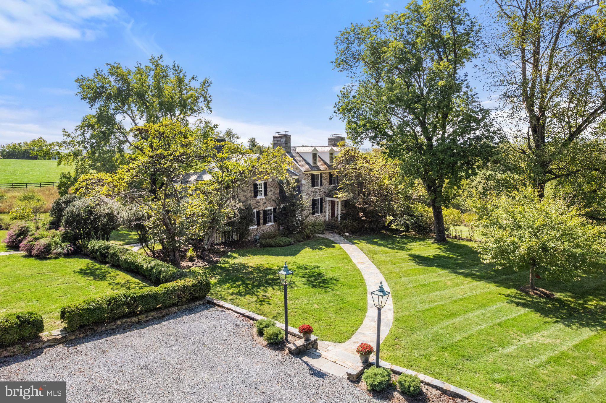 PHILOMONT - Residential