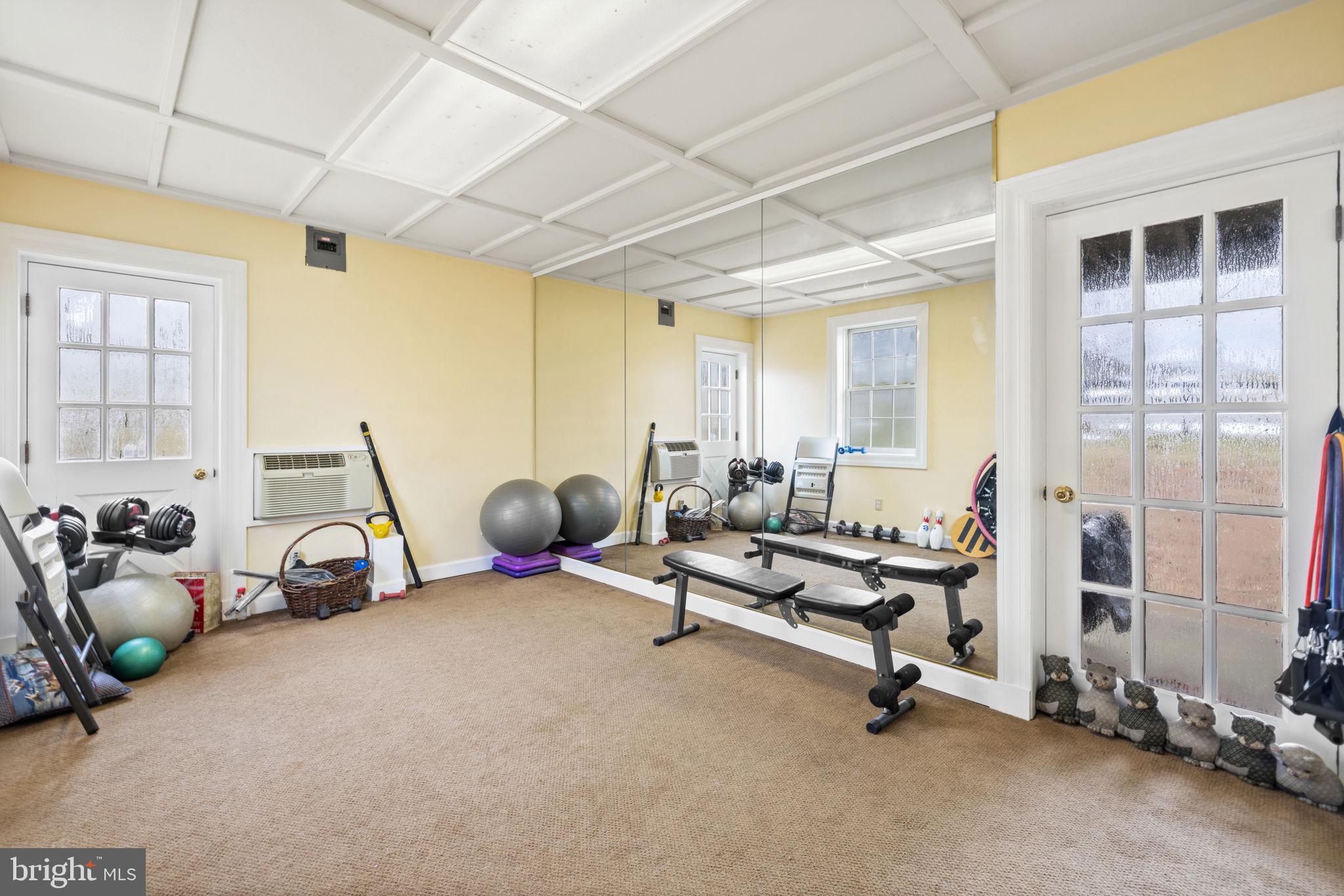 PHILOMONT - Residential