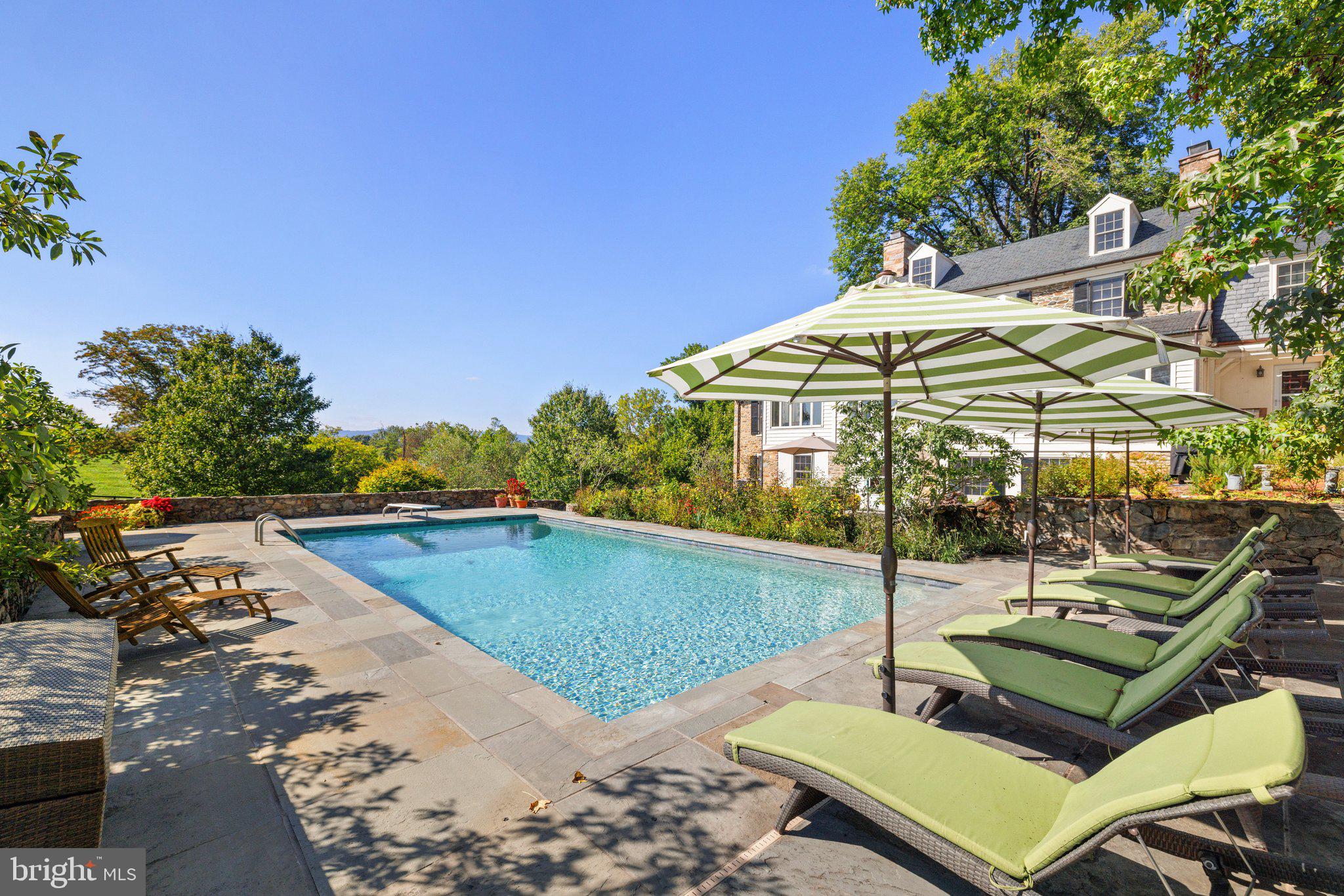 PHILOMONT - Residential