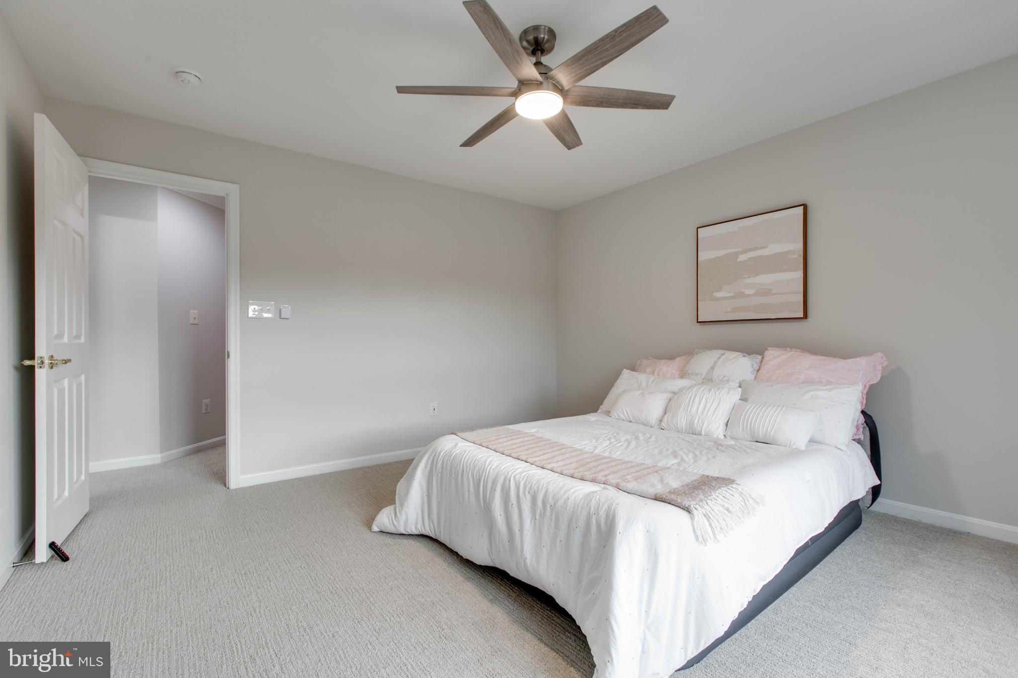 CAYUGA FARM - Residential