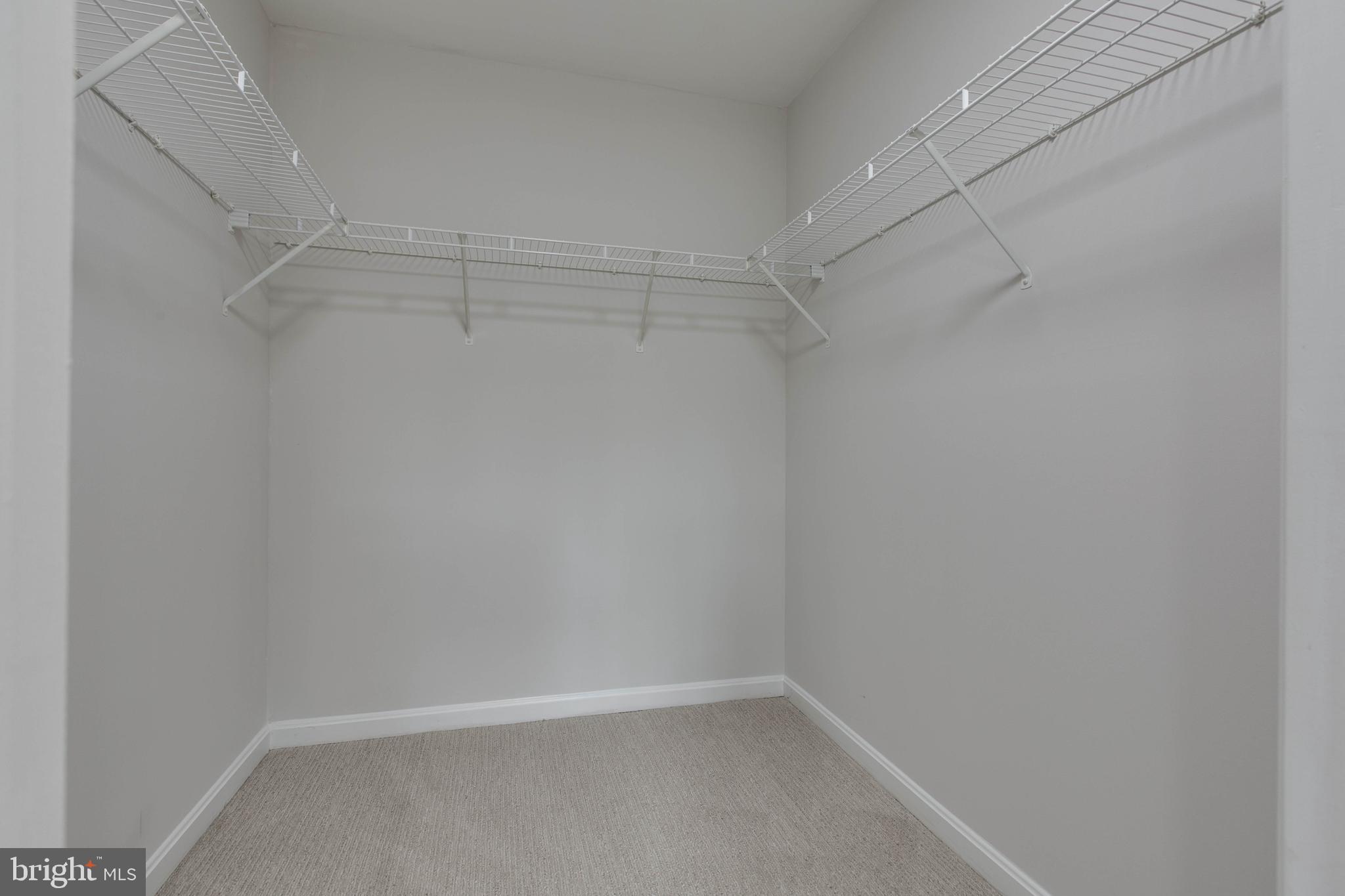 CAYUGA FARM - Residential