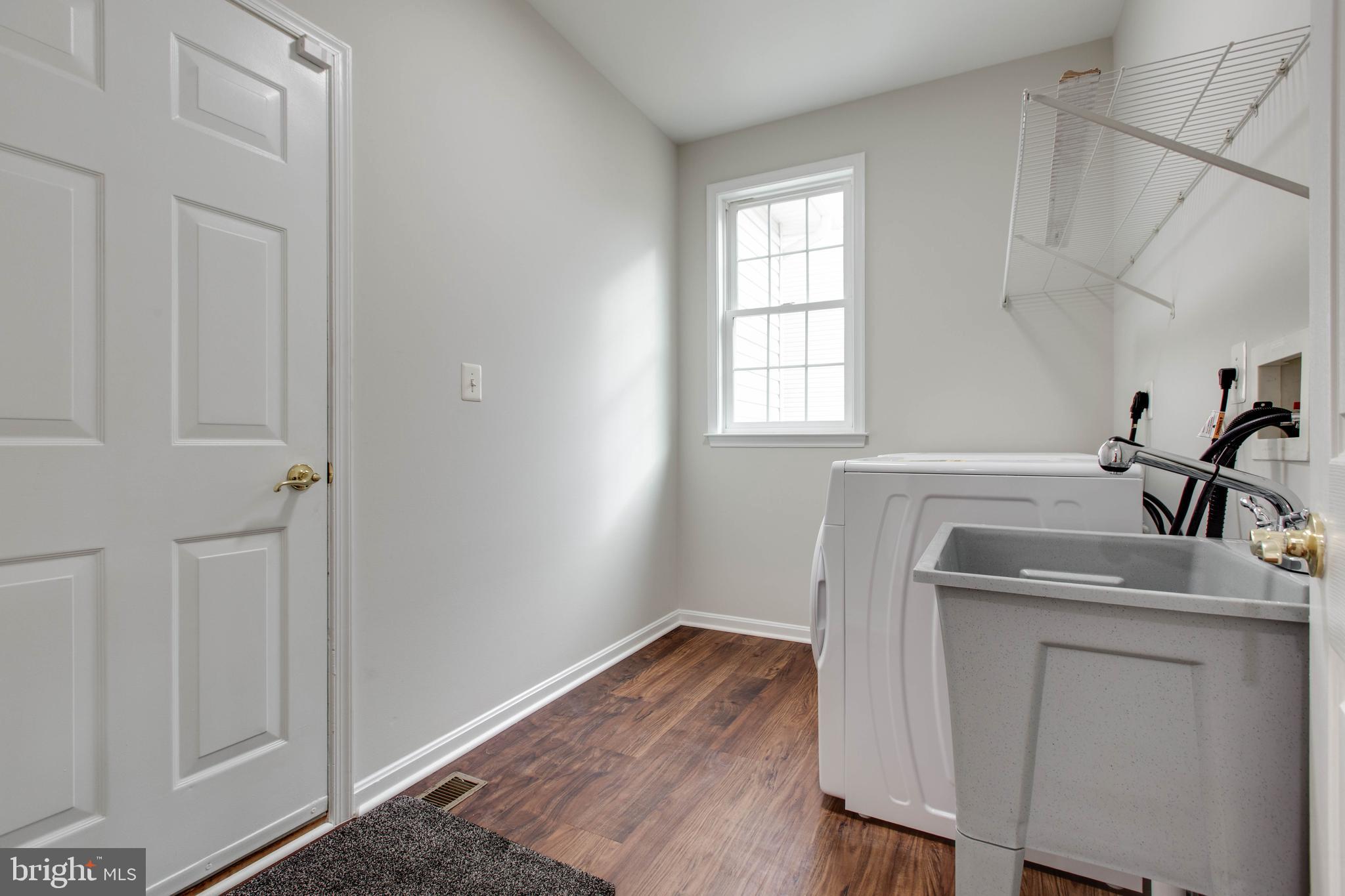 CAYUGA FARM - Residential