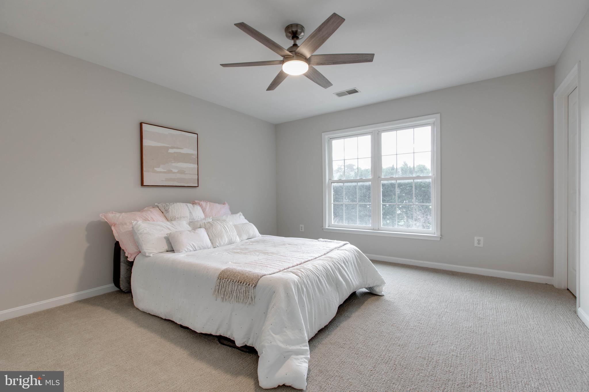 CAYUGA FARM - Residential