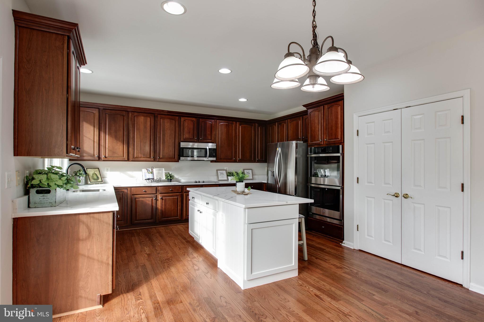 CAYUGA FARM - Residential