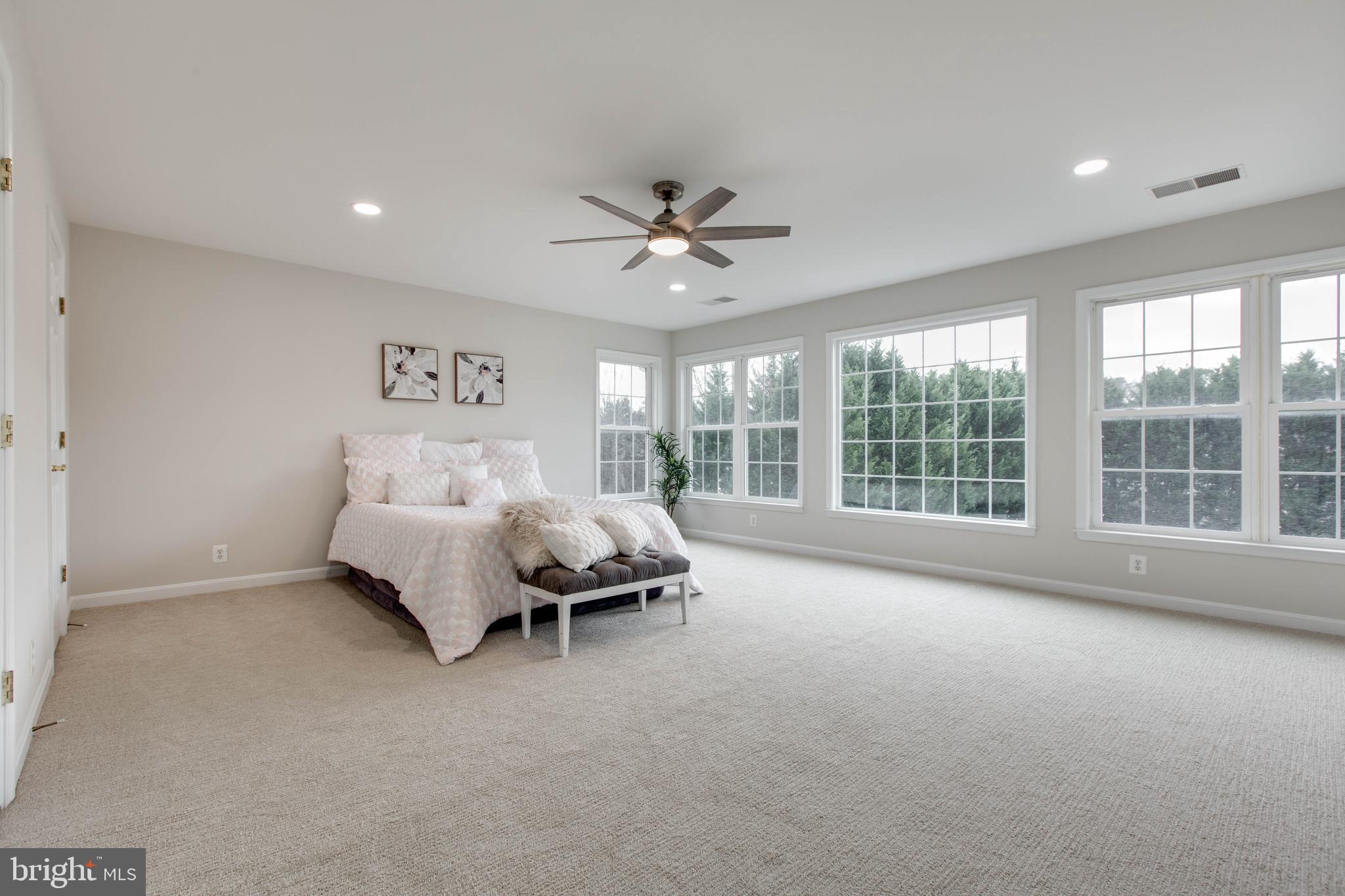 CAYUGA FARM - Residential