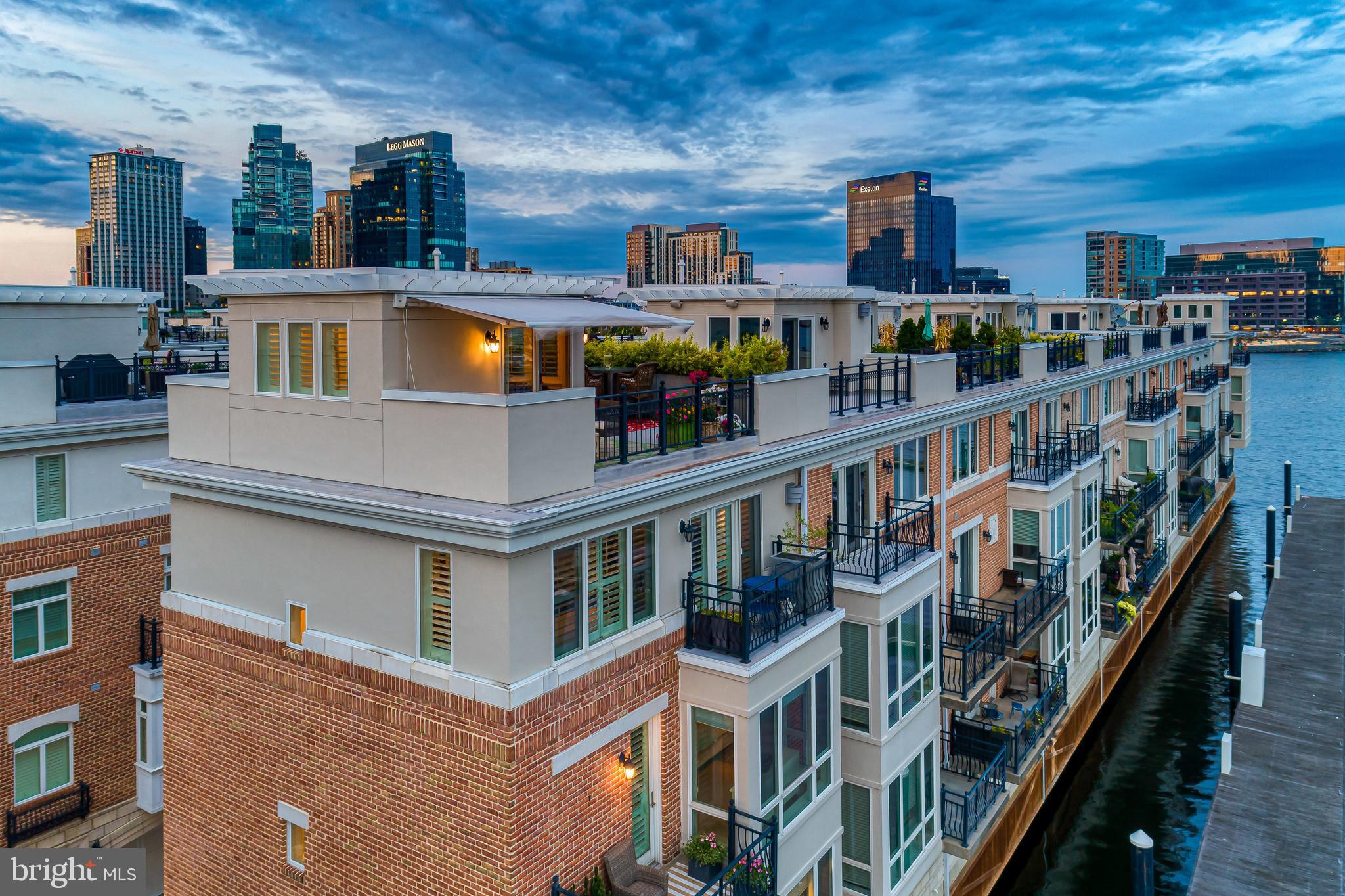 PIER HOMES AT HARBORVIEW - Residential