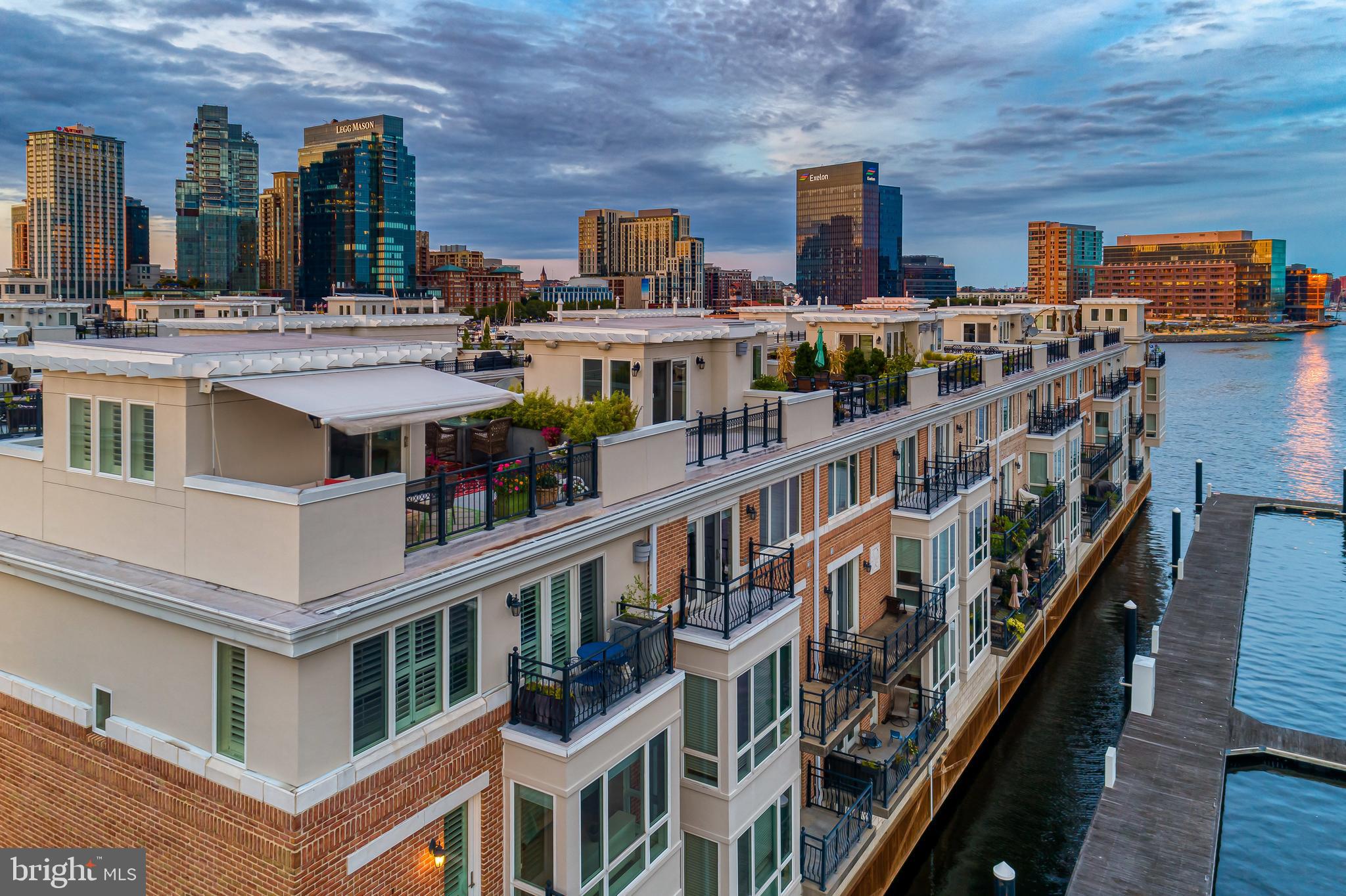 PIER HOMES AT HARBORVIEW - Residential