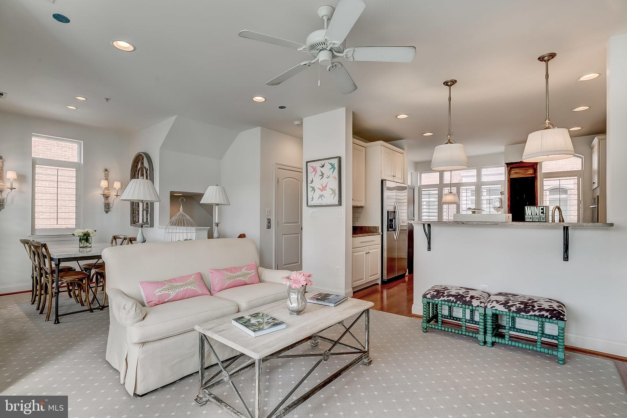 PIER HOMES AT HARBORVIEW - Residential