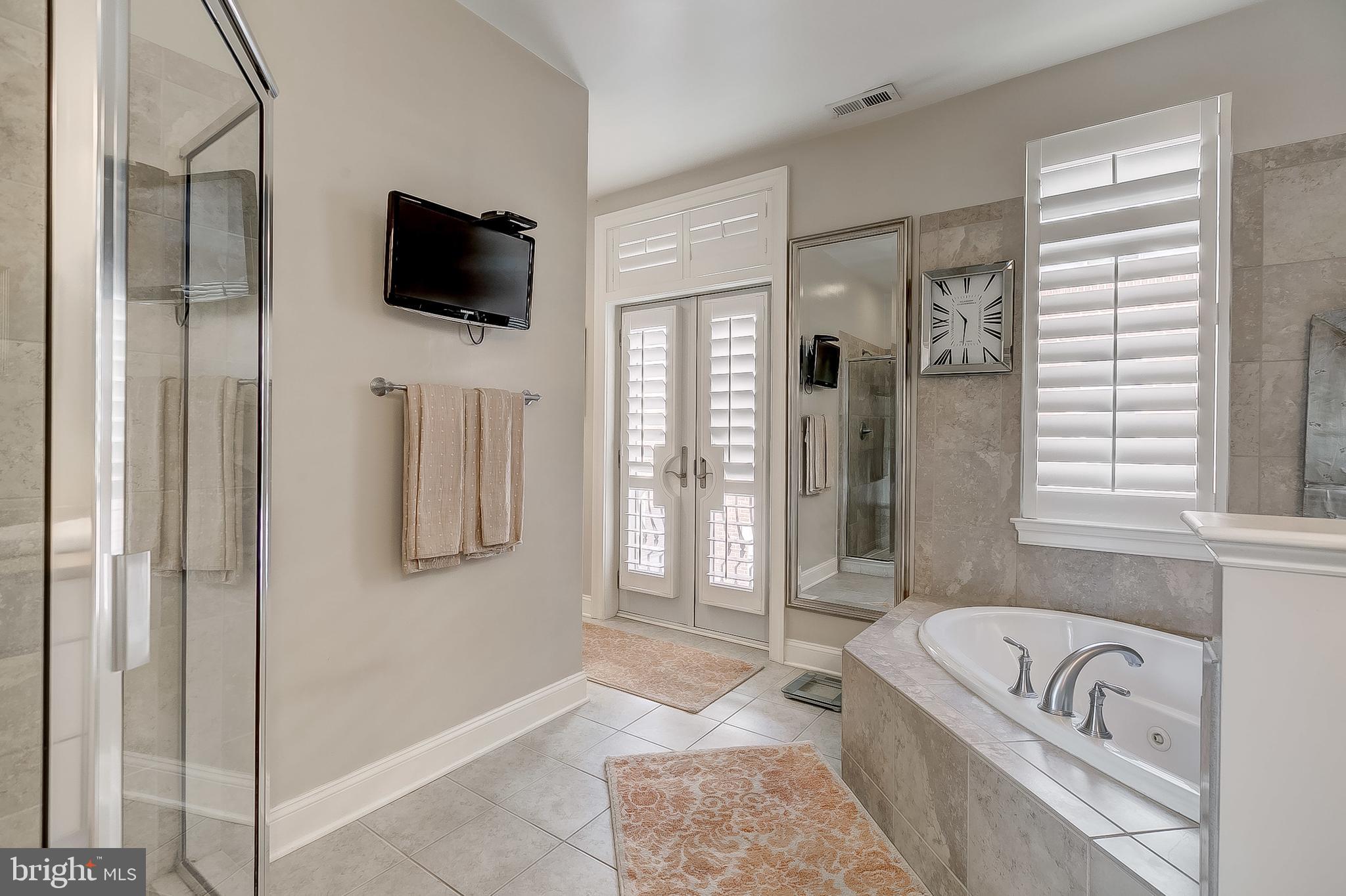 PIER HOMES AT HARBORVIEW - Residential