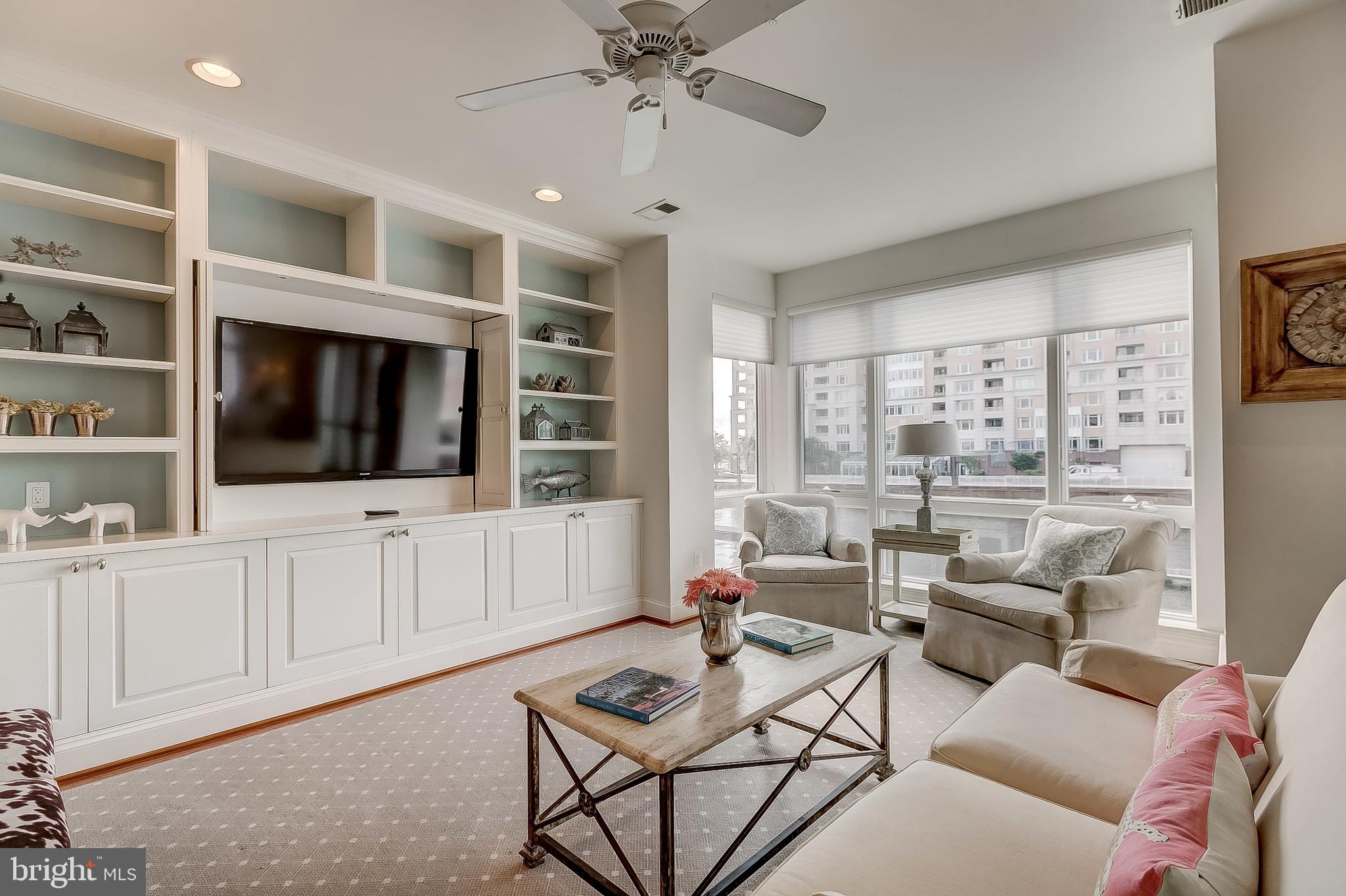 PIER HOMES AT HARBORVIEW - Residential