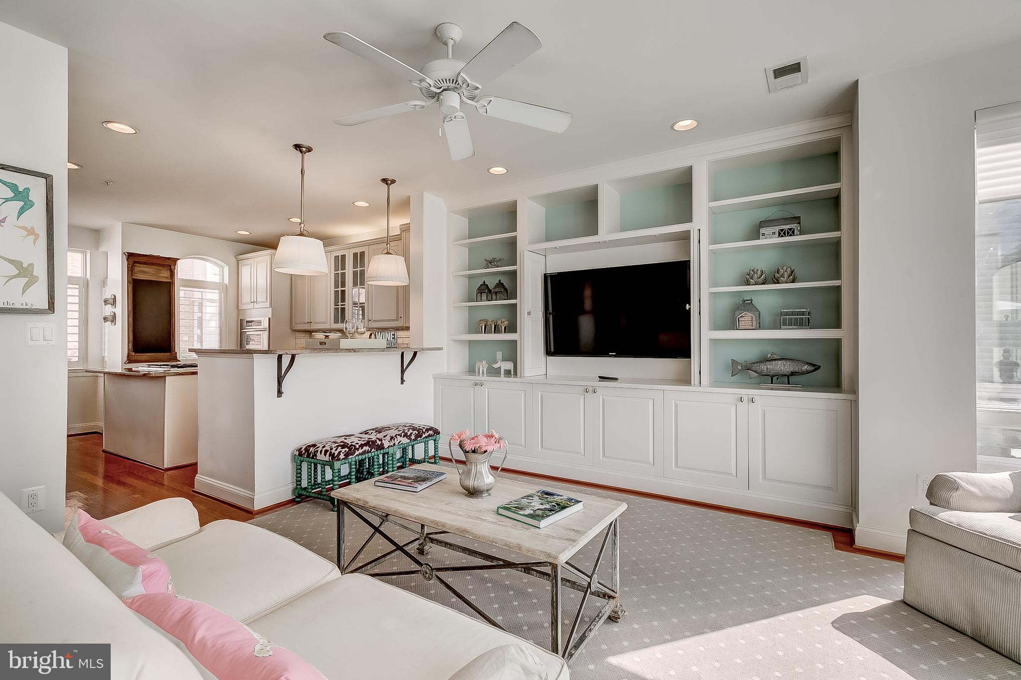 PIER HOMES AT HARBORVIEW - Residential