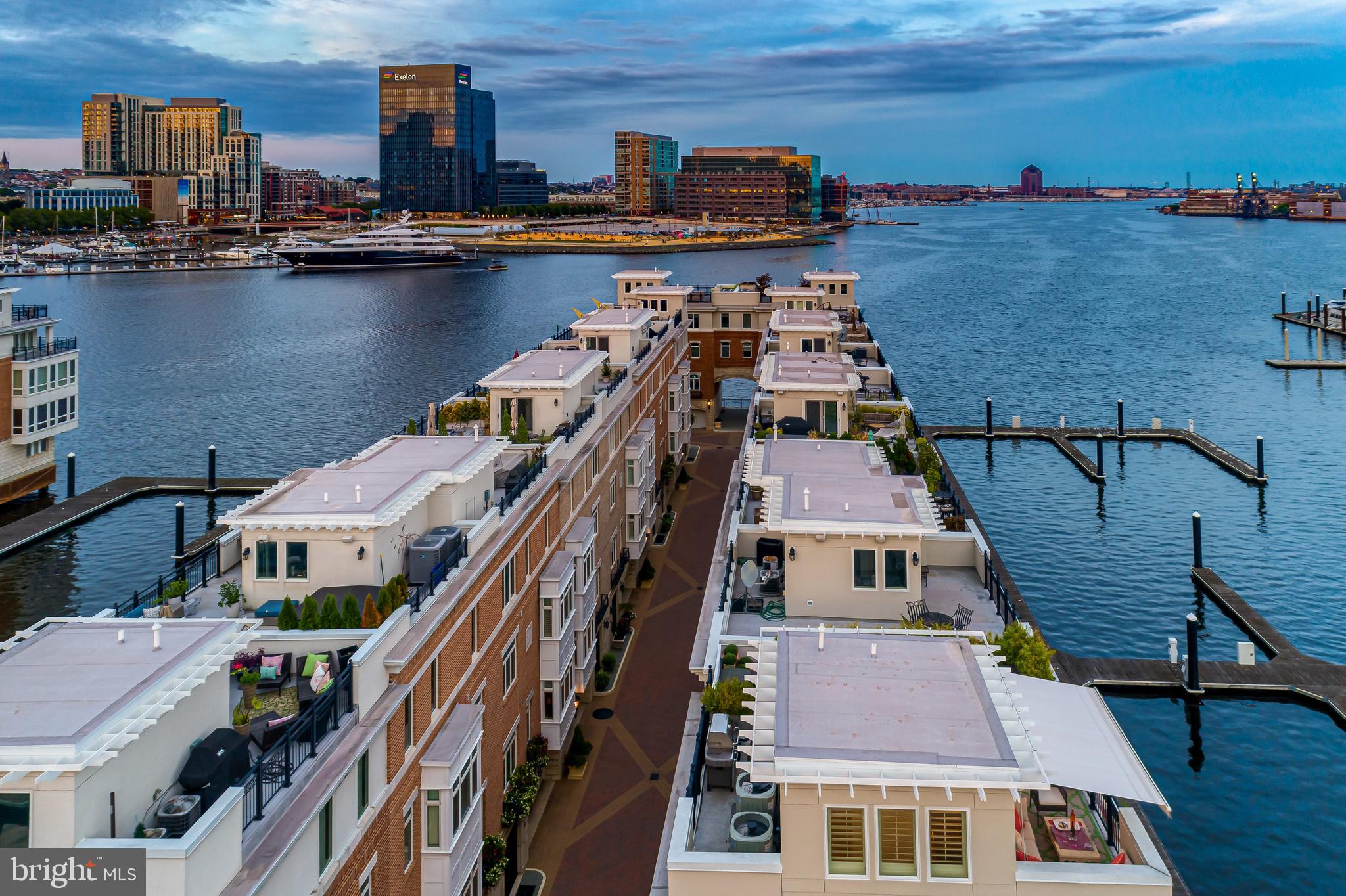 PIER HOMES AT HARBORVIEW - Residential