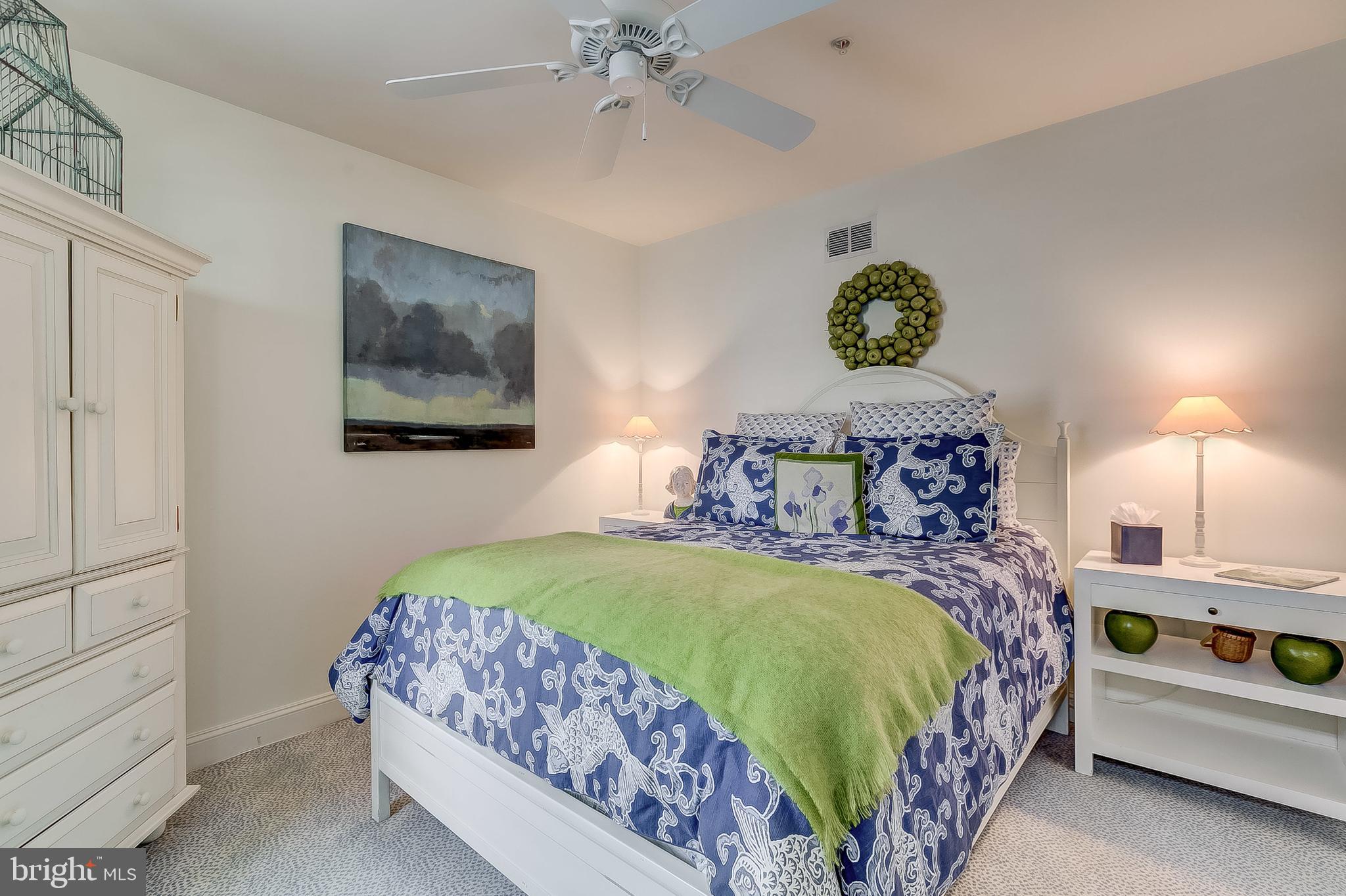 PIER HOMES AT HARBORVIEW - Residential