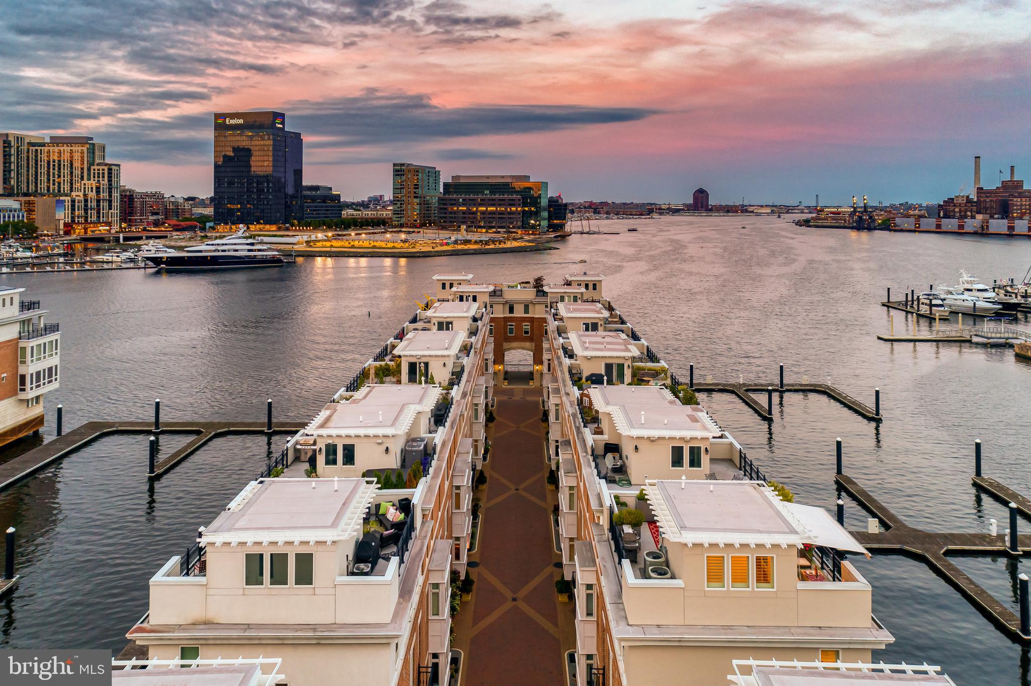 PIER HOMES AT HARBORVIEW - Residential