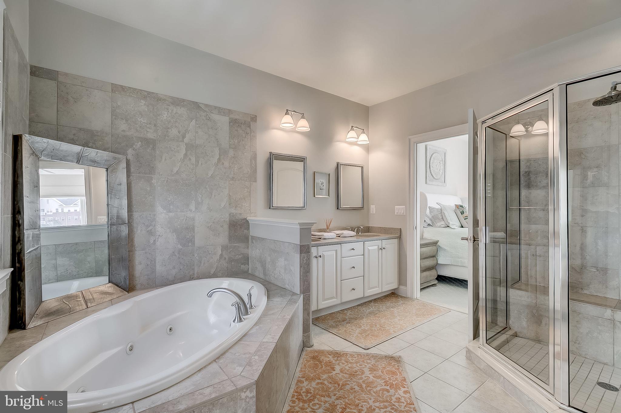 PIER HOMES AT HARBORVIEW - Residential