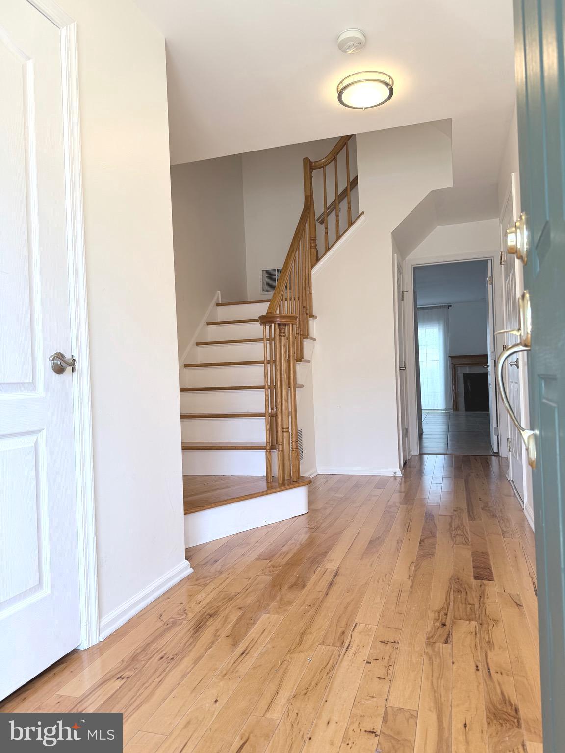 1080 BUCKINGHAM DRIVE