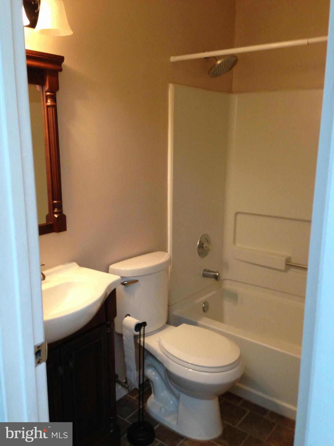 KIMBERLY VILLAGE - Residential Lease