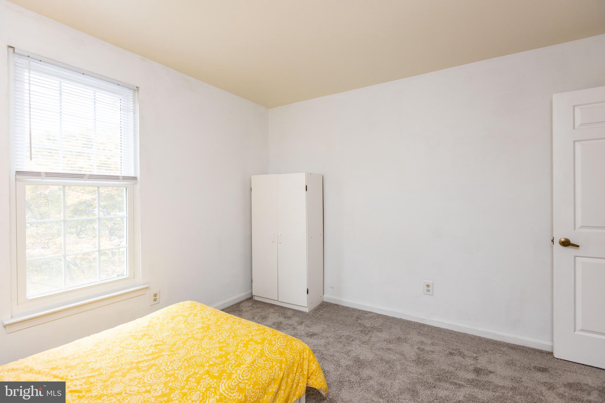 DULANEY GATE - Residential