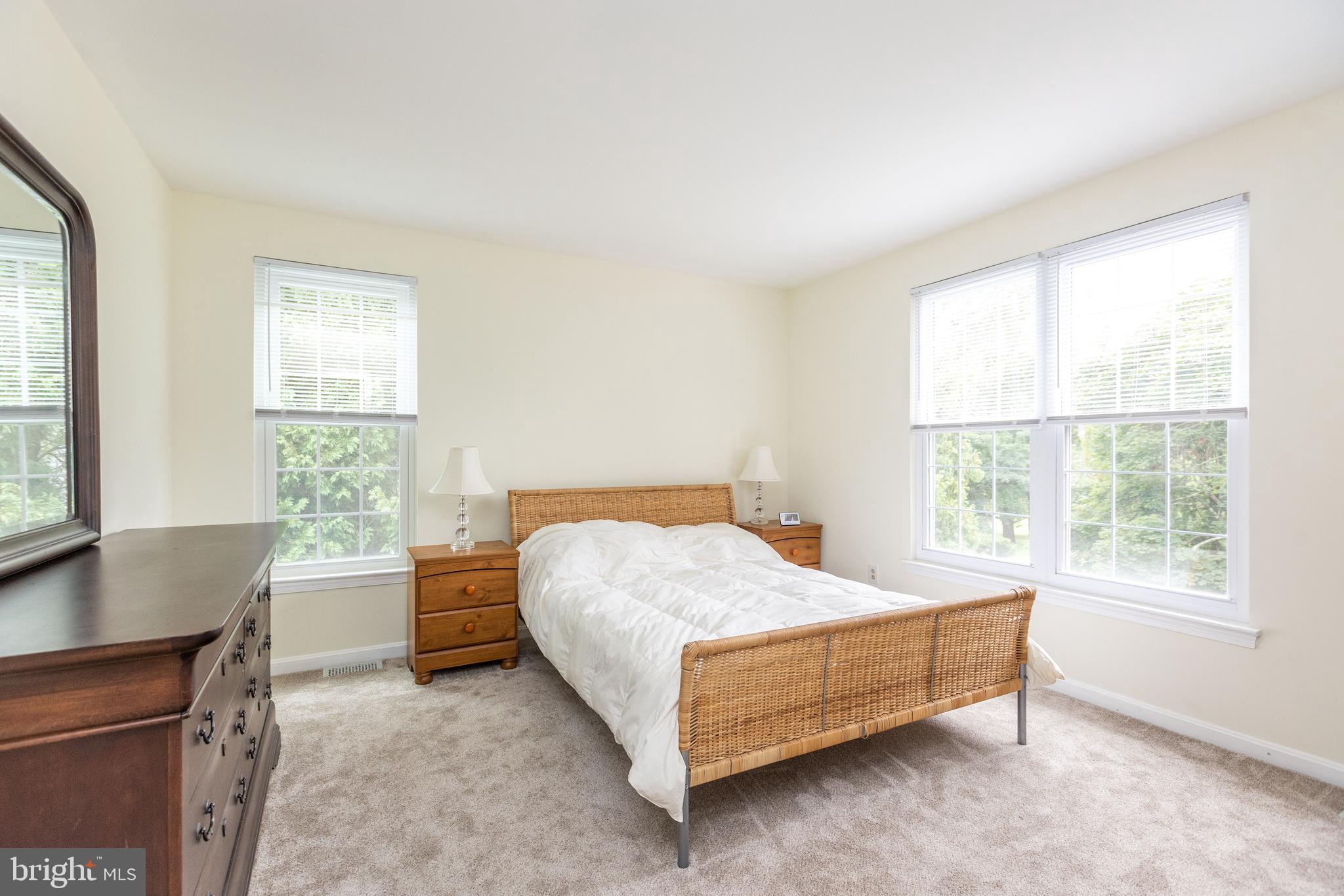 DULANEY GATE - Residential