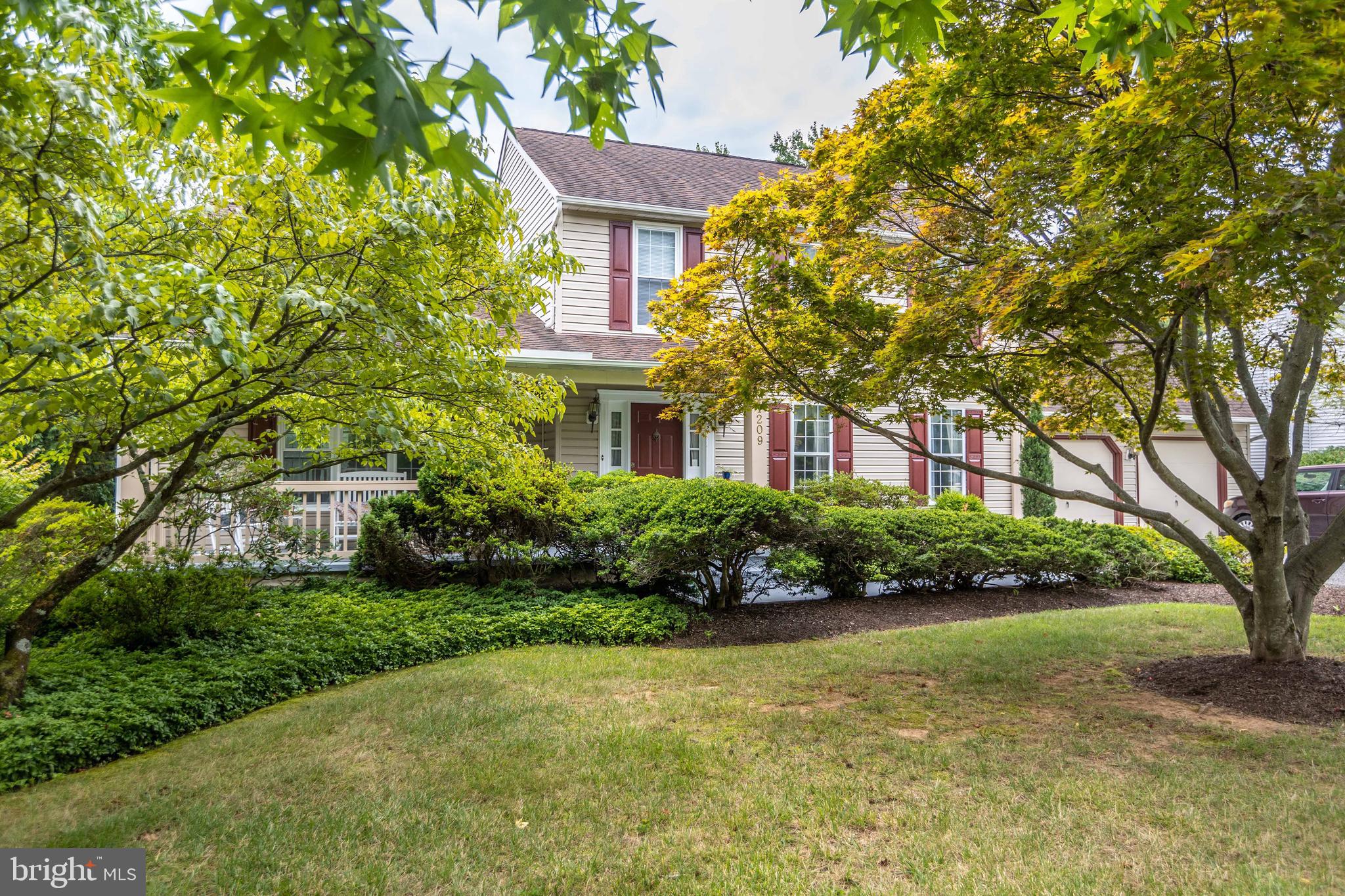 DULANEY GATE - Residential