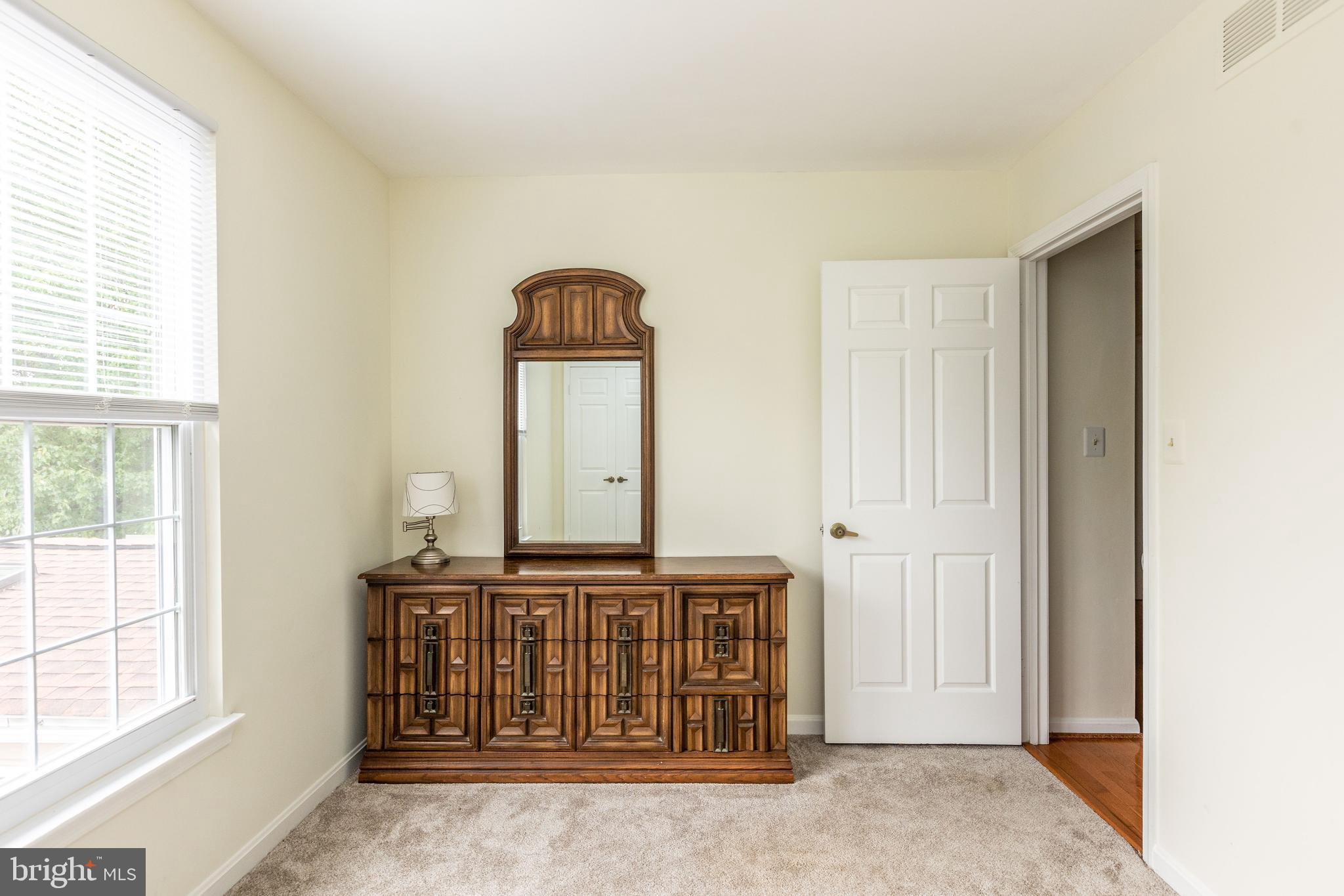 DULANEY GATE - Residential