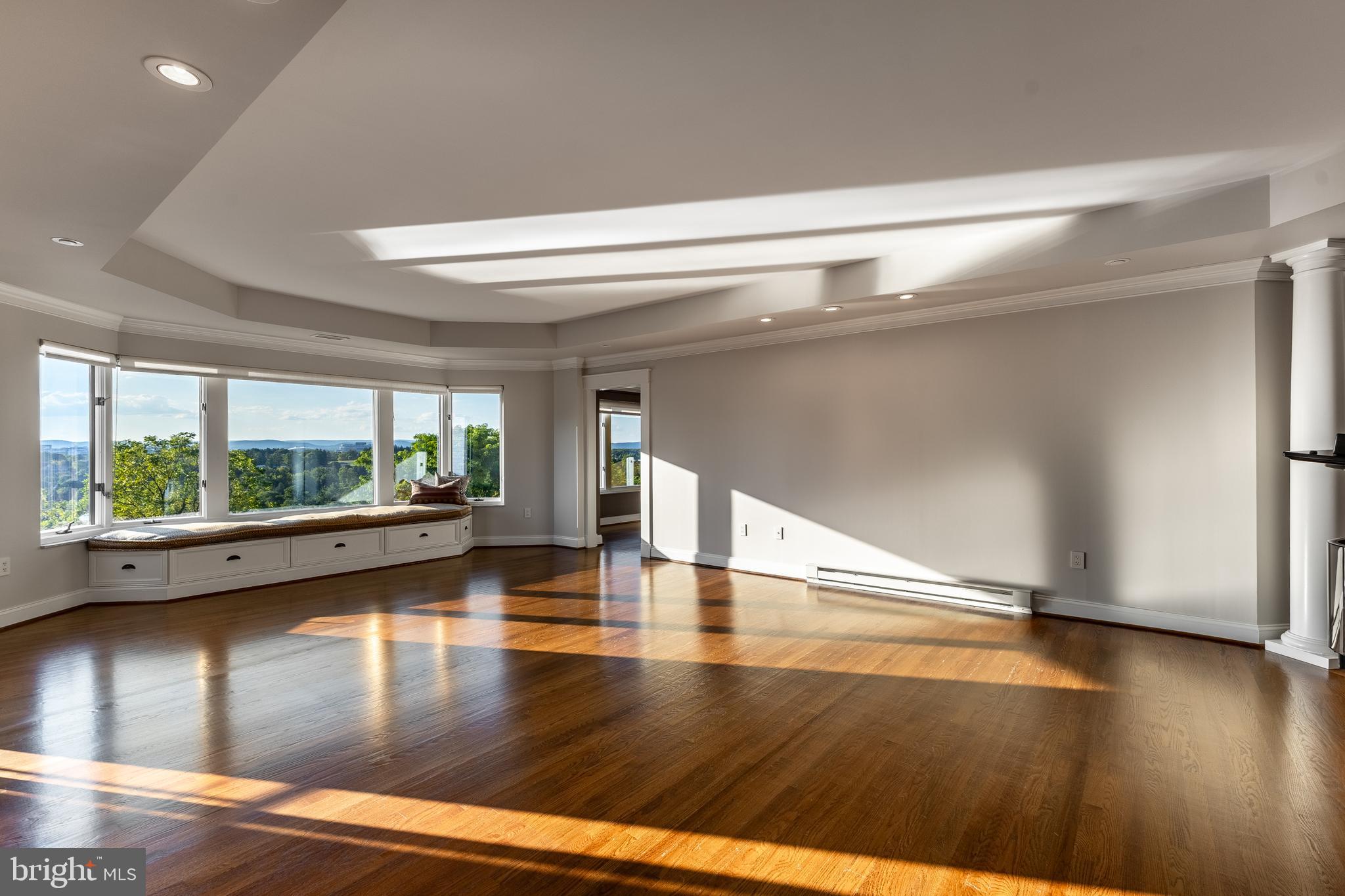 WINDMERE - Residential