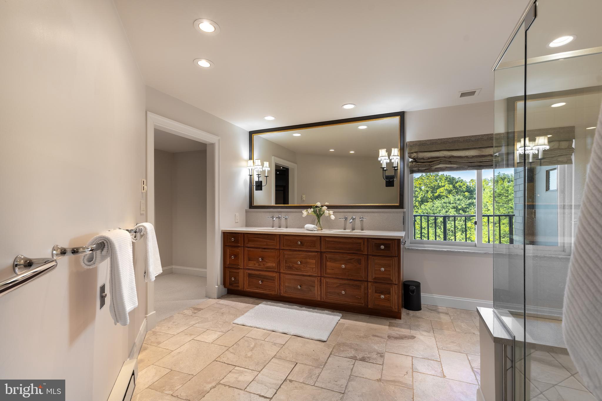 WINDMERE - Residential