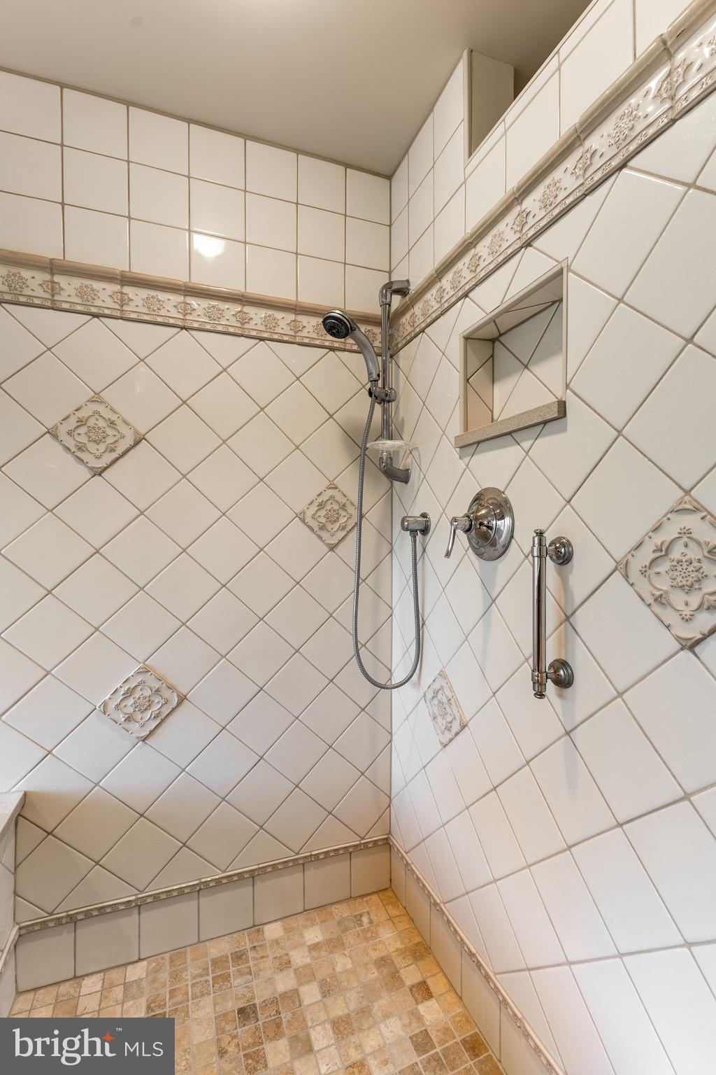 WINDMERE - Residential