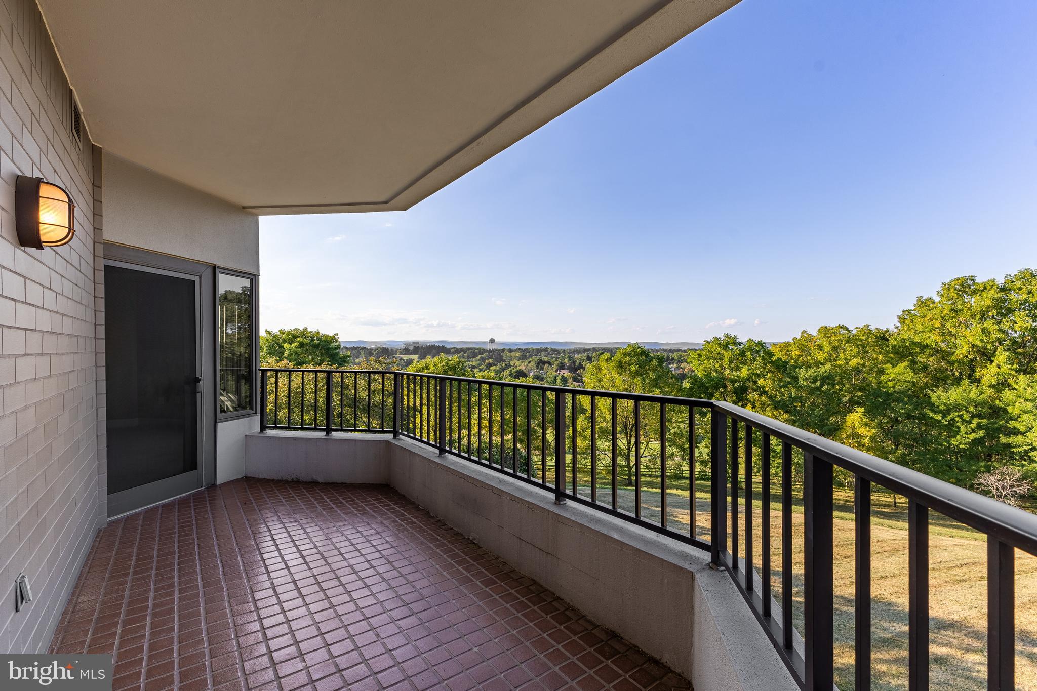 WINDMERE - Residential