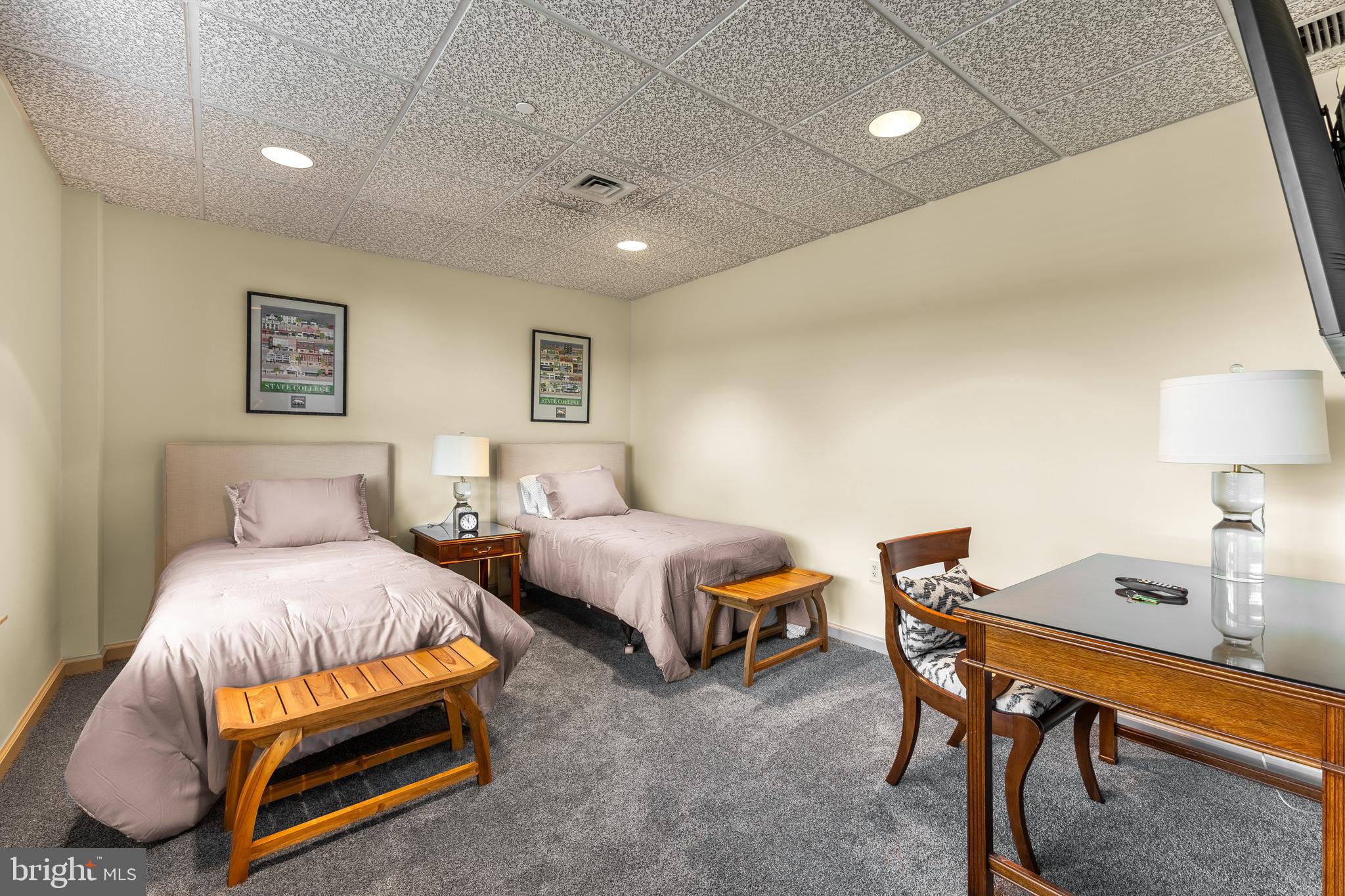 WINDMERE - Residential