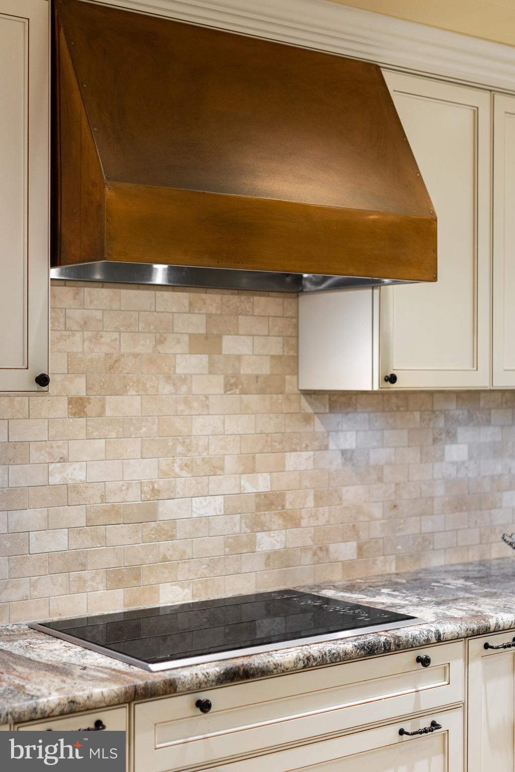 WINDMERE - Residential