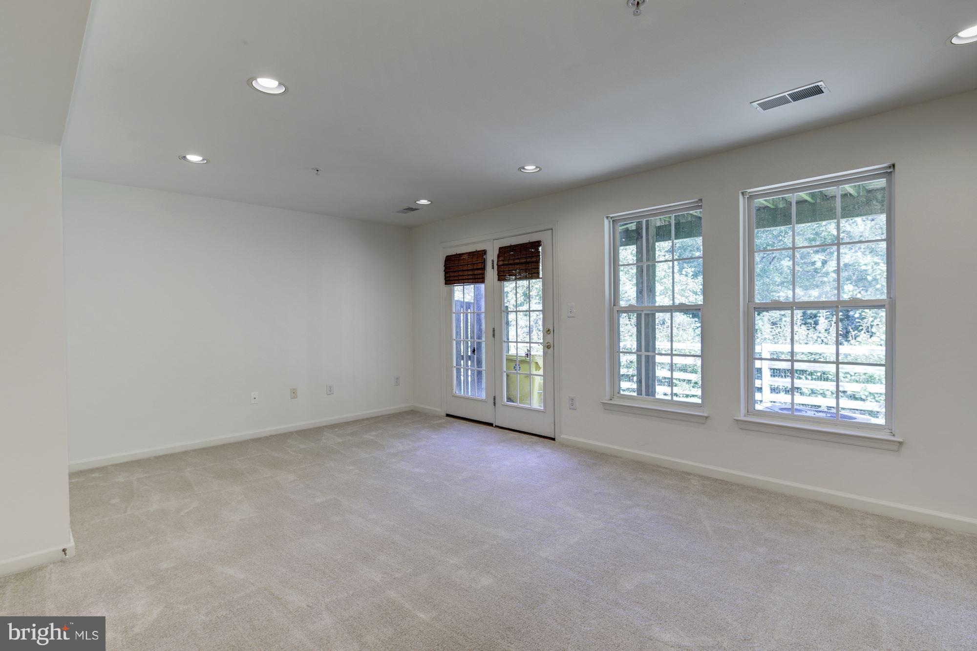 VILLAGES OF DORCHESTER - Residential