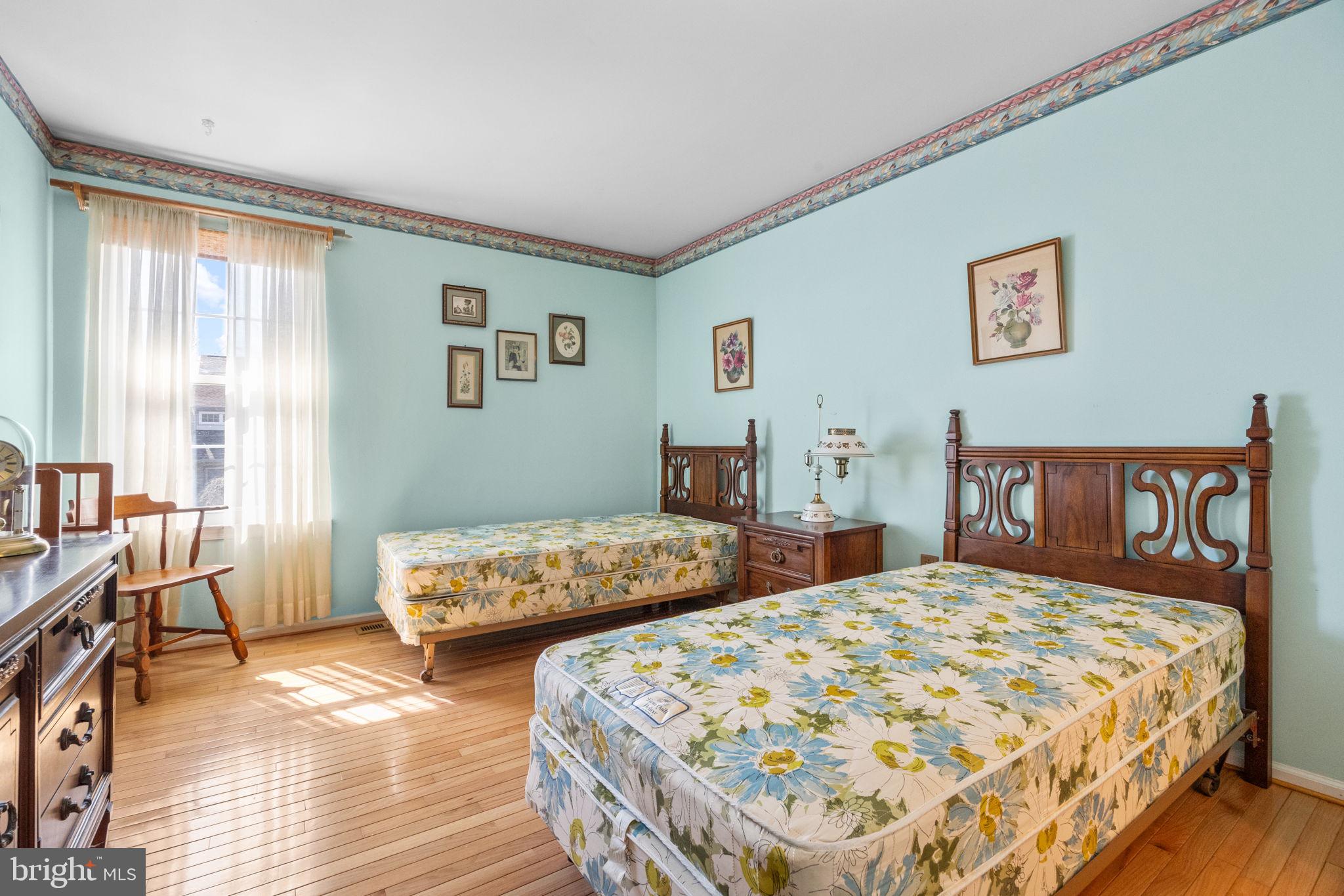 NEWTOWN GRANT - Residential