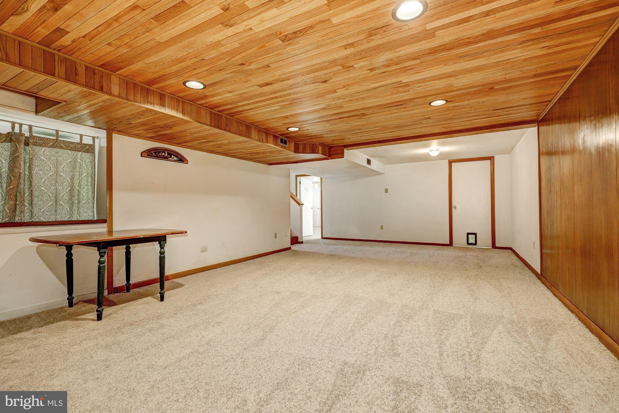 WILTON ACRES - Residential