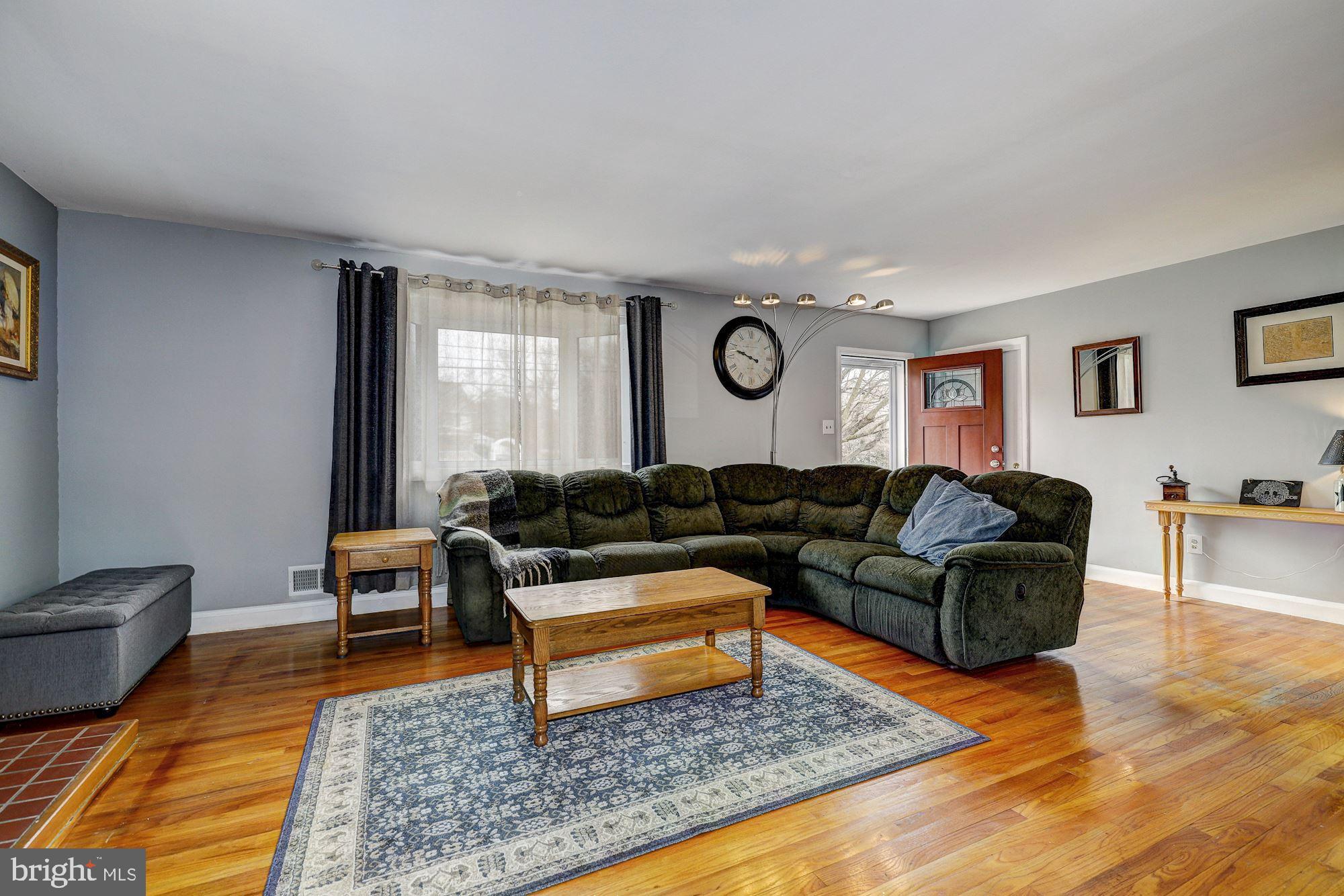 WILTON ACRES - Residential