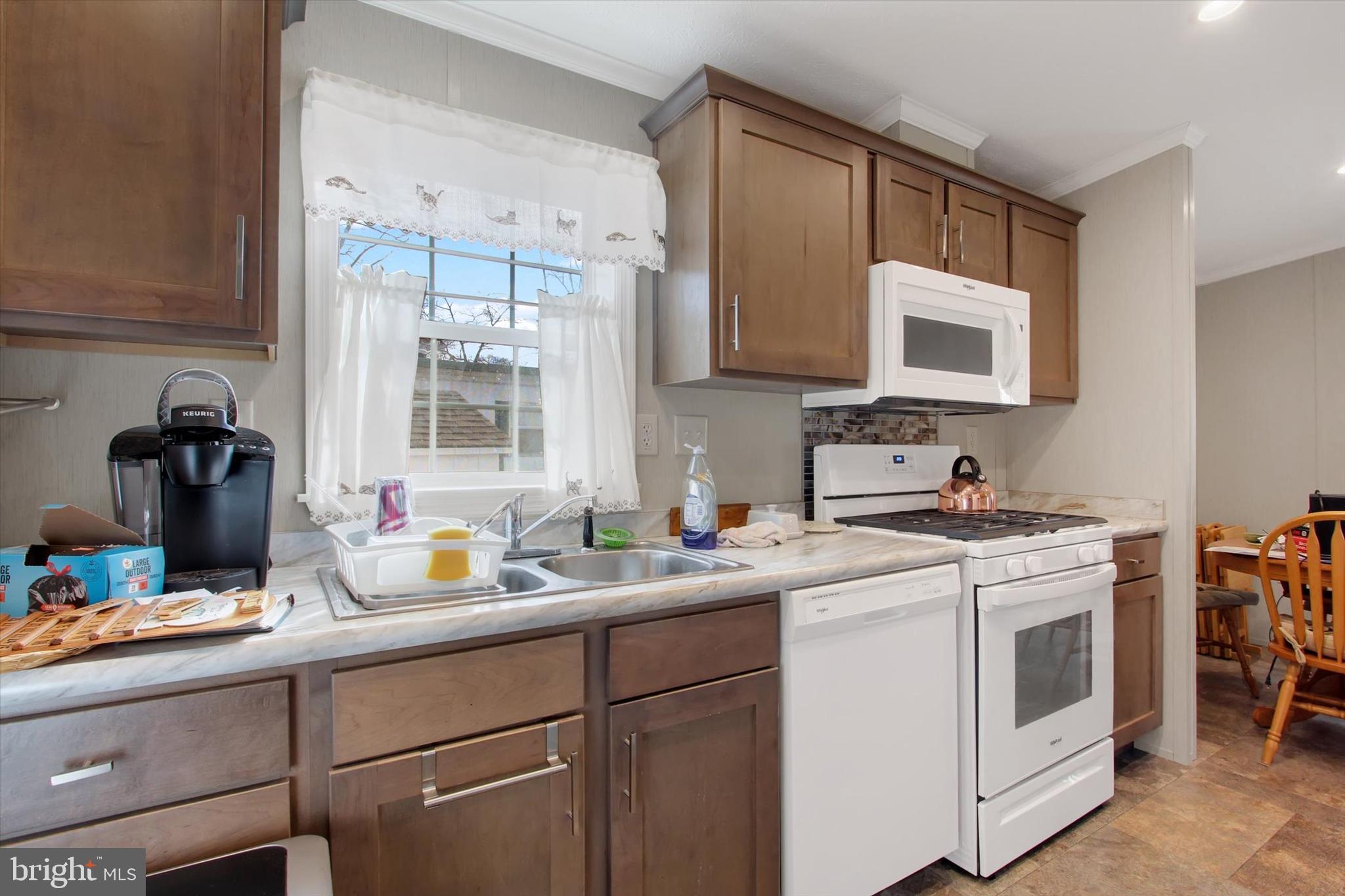 YOUNGS GROVE - Residential