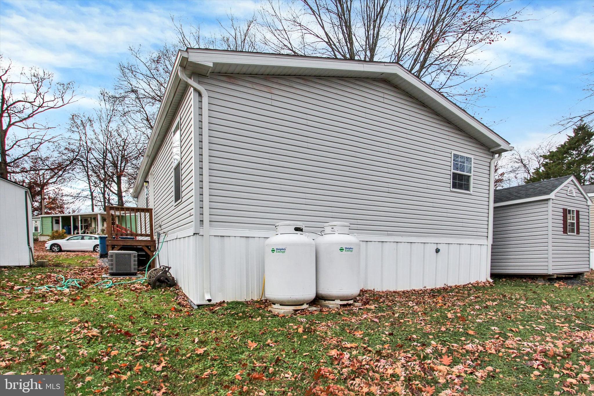 YOUNGS GROVE - Residential