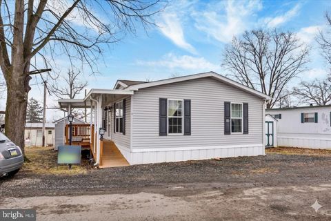 Homes For Sale - 612 Range End Road #11<br/> DILLSBURG, PA 17019